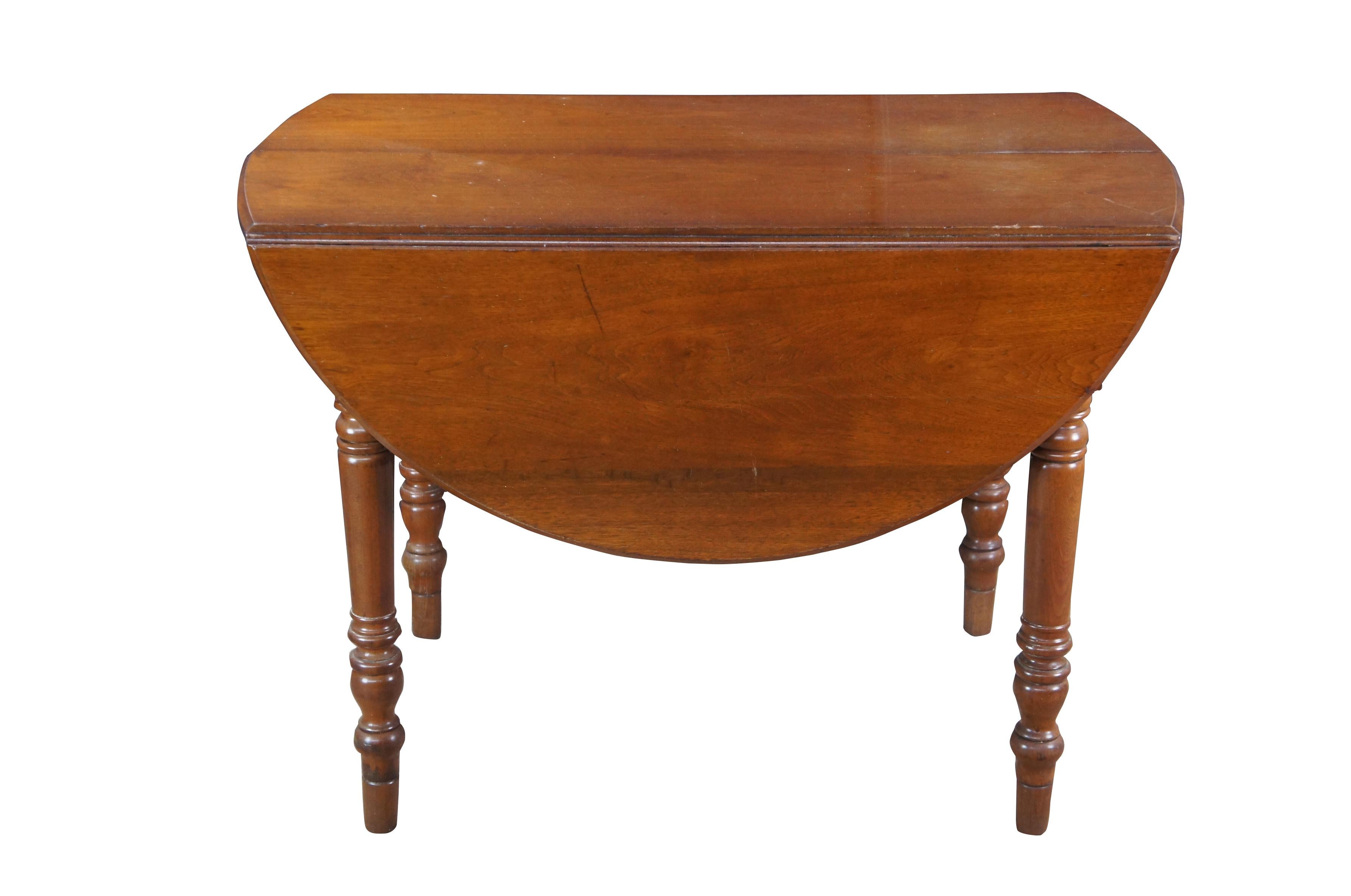 Antique American Victorian Mahogany Oval Drop Leaf Farmhouse Dining Table 65