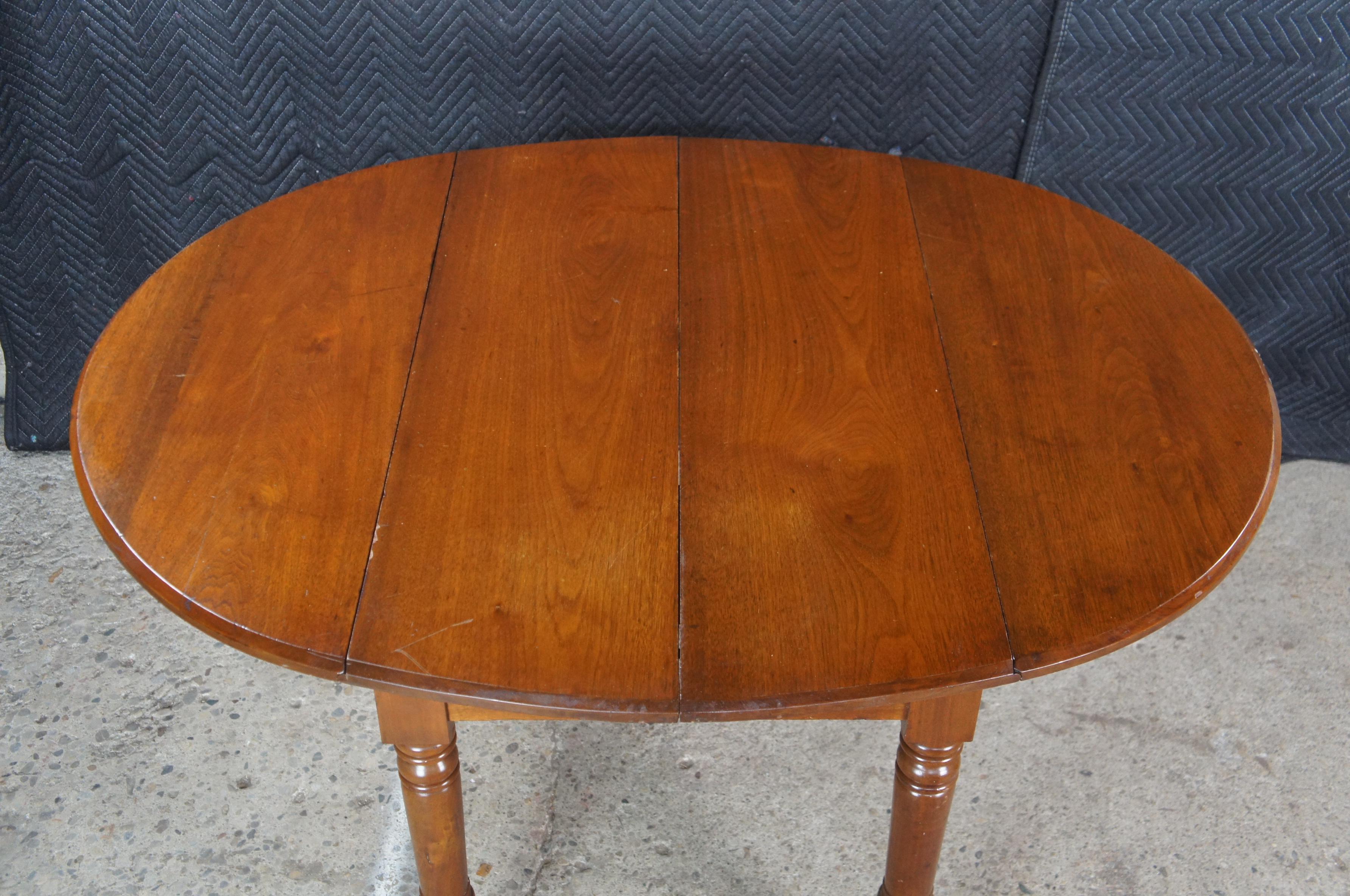 Antique American Victorian Mahogany Oval Drop Leaf Farmhouse Dining Table 65