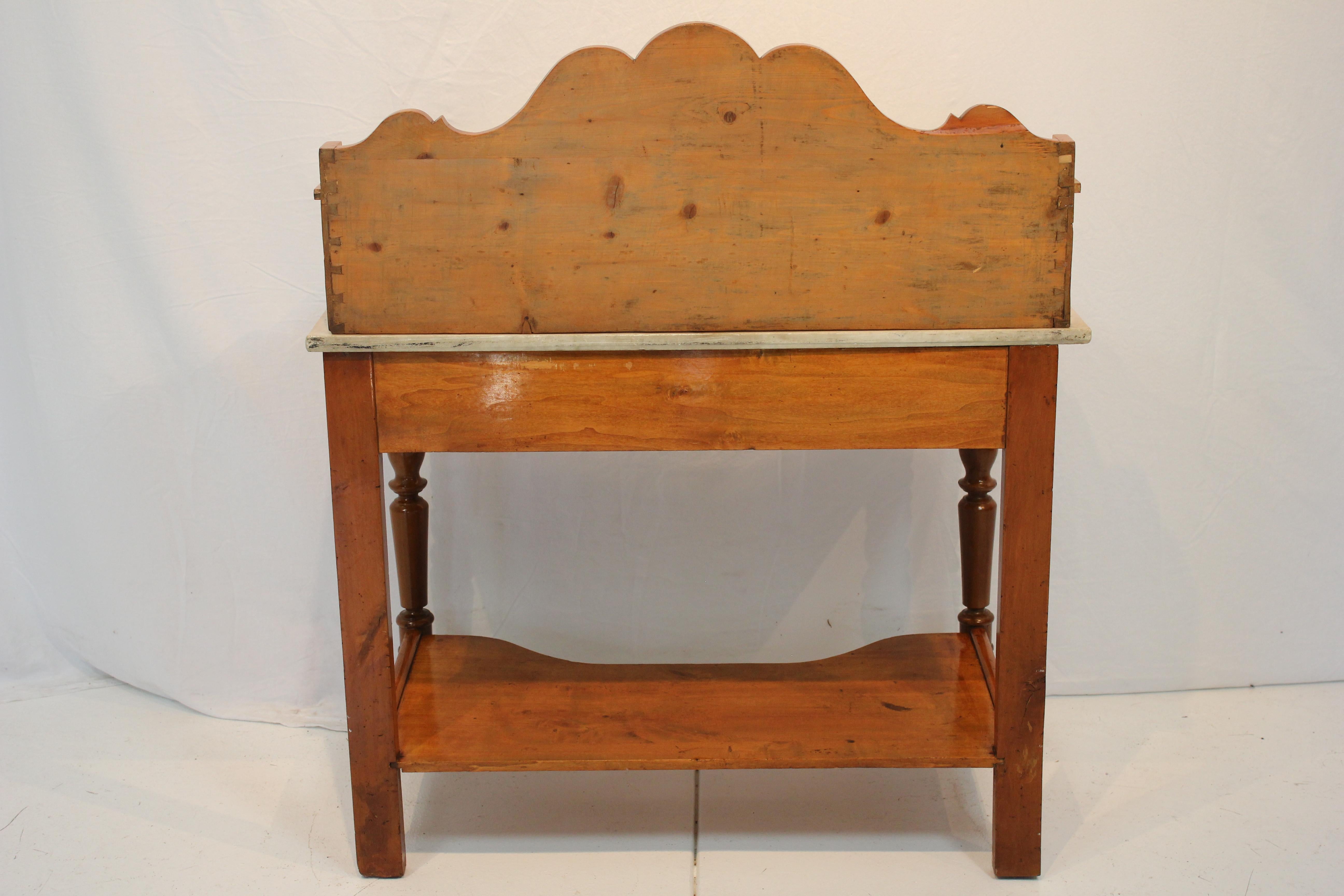 Antique American Victorian Marble Top Pine Wash Stand / Side Table Circa 1870's For Sale 4