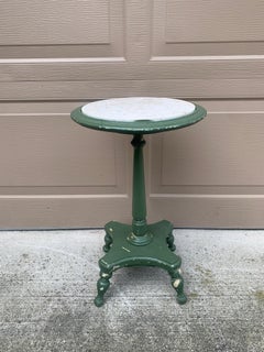 Antique American Victorian Round Marble ToP Side Table, Late 19th Century
