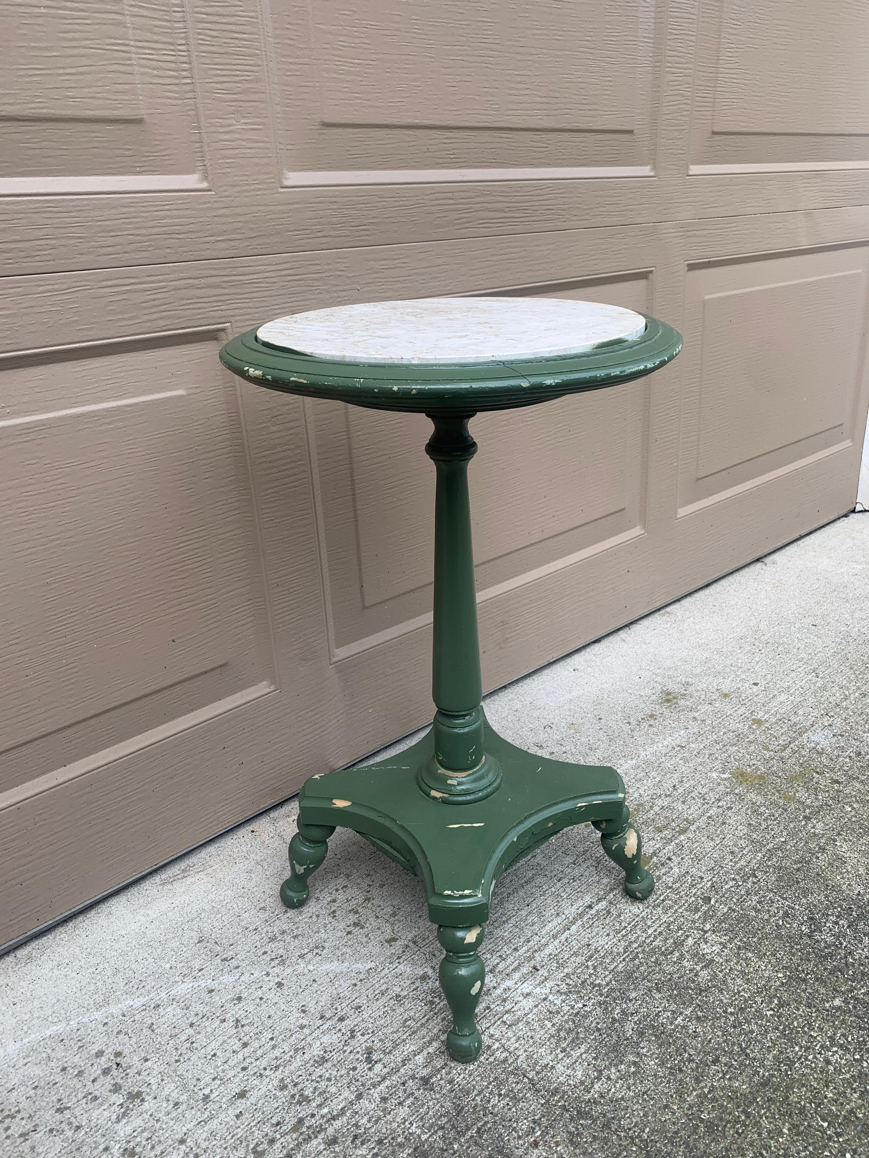 Antique American Victorian Round Marble ToP Side Table, Late 19th Century For Sale 2
