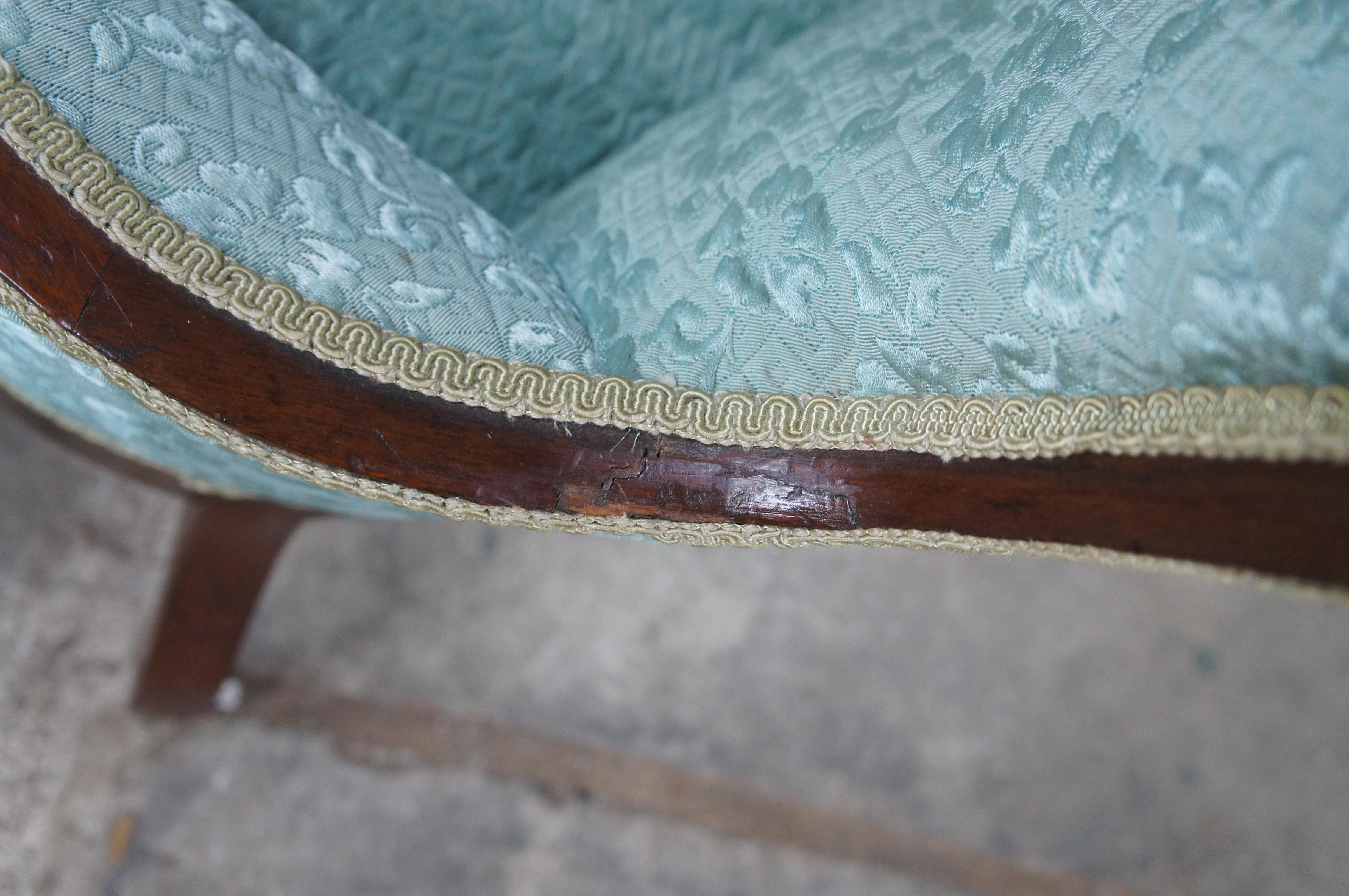 Antique American Victorian Walnut Balloon Back Library Parlor Armchair For Sale 6