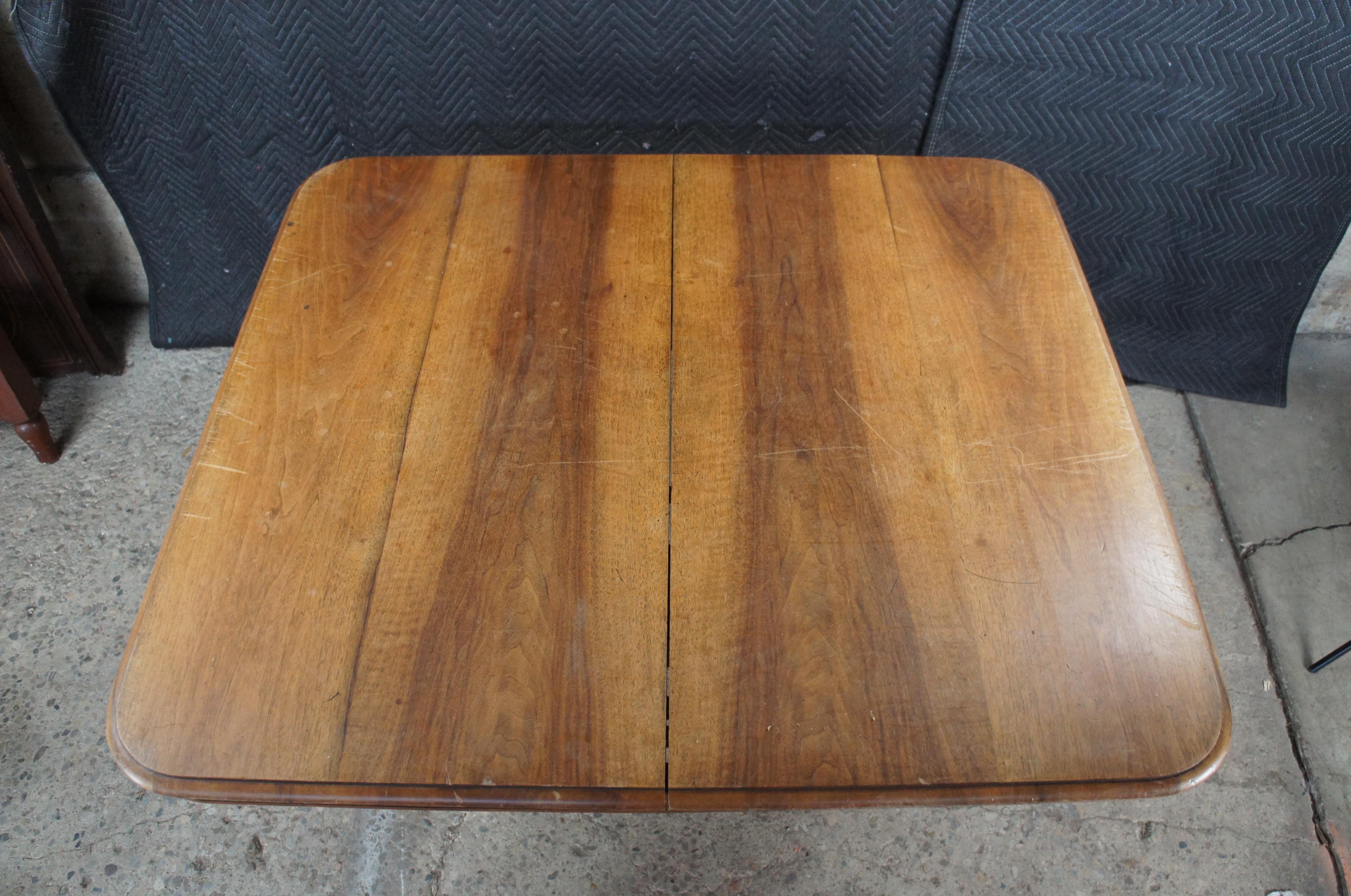 Ancienne table de salle à manger pliante en noyer victorien américain 51
