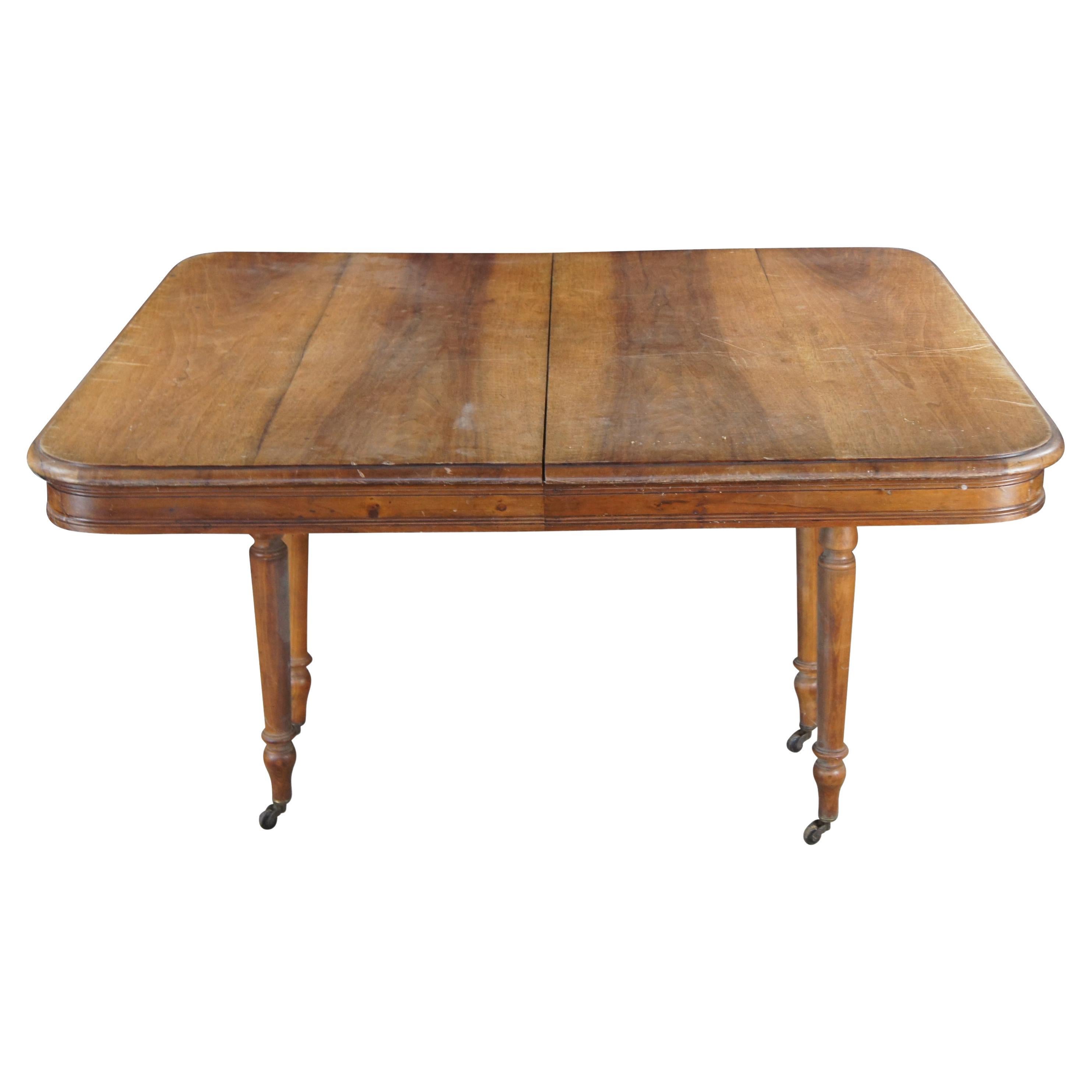 Ancienne table de salle à manger pliante en noyer victorien américain 51". en vente