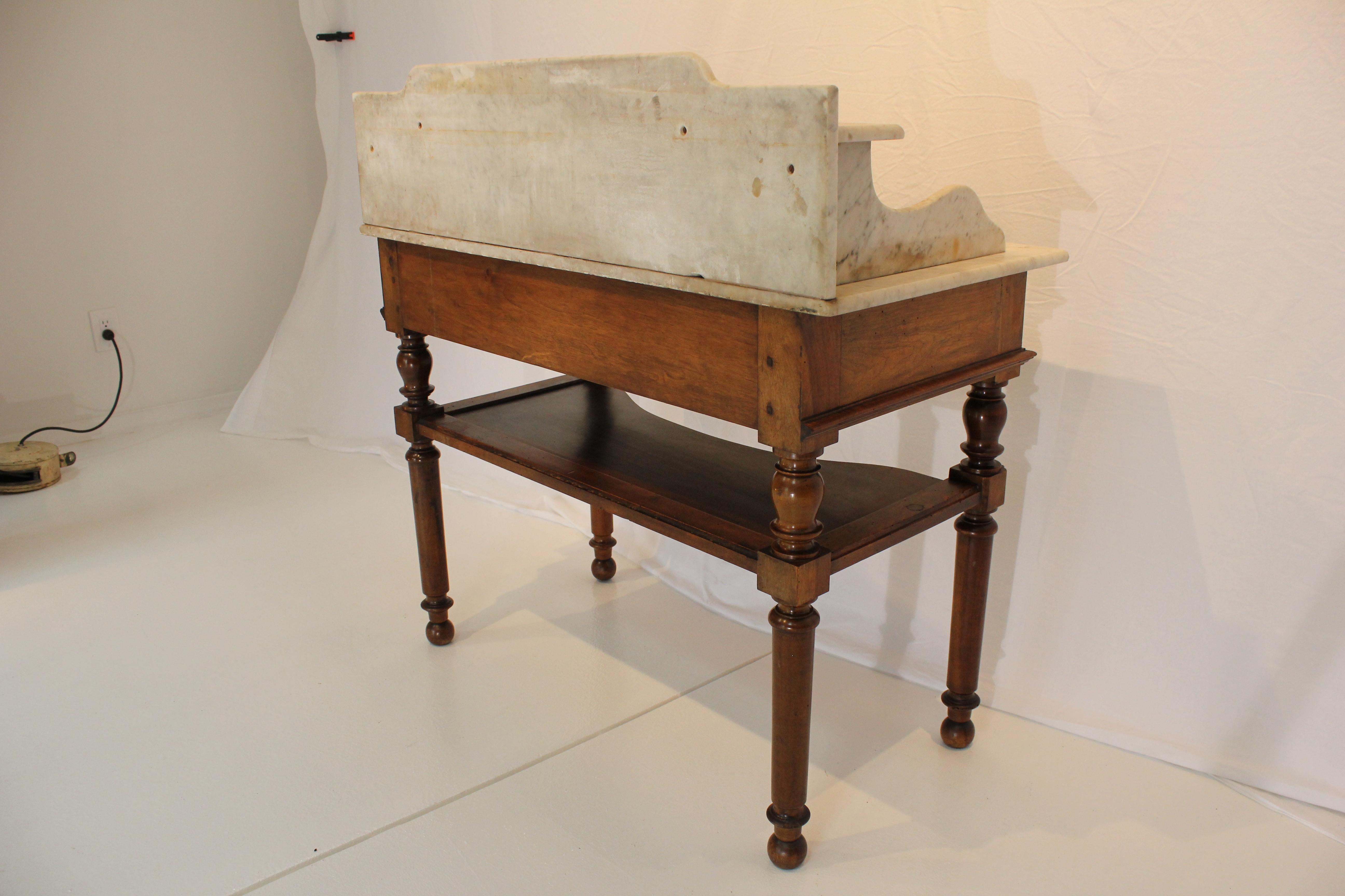 Antique American Walnut & White Marble Top Wash Stand Late 19th Century For Sale 10