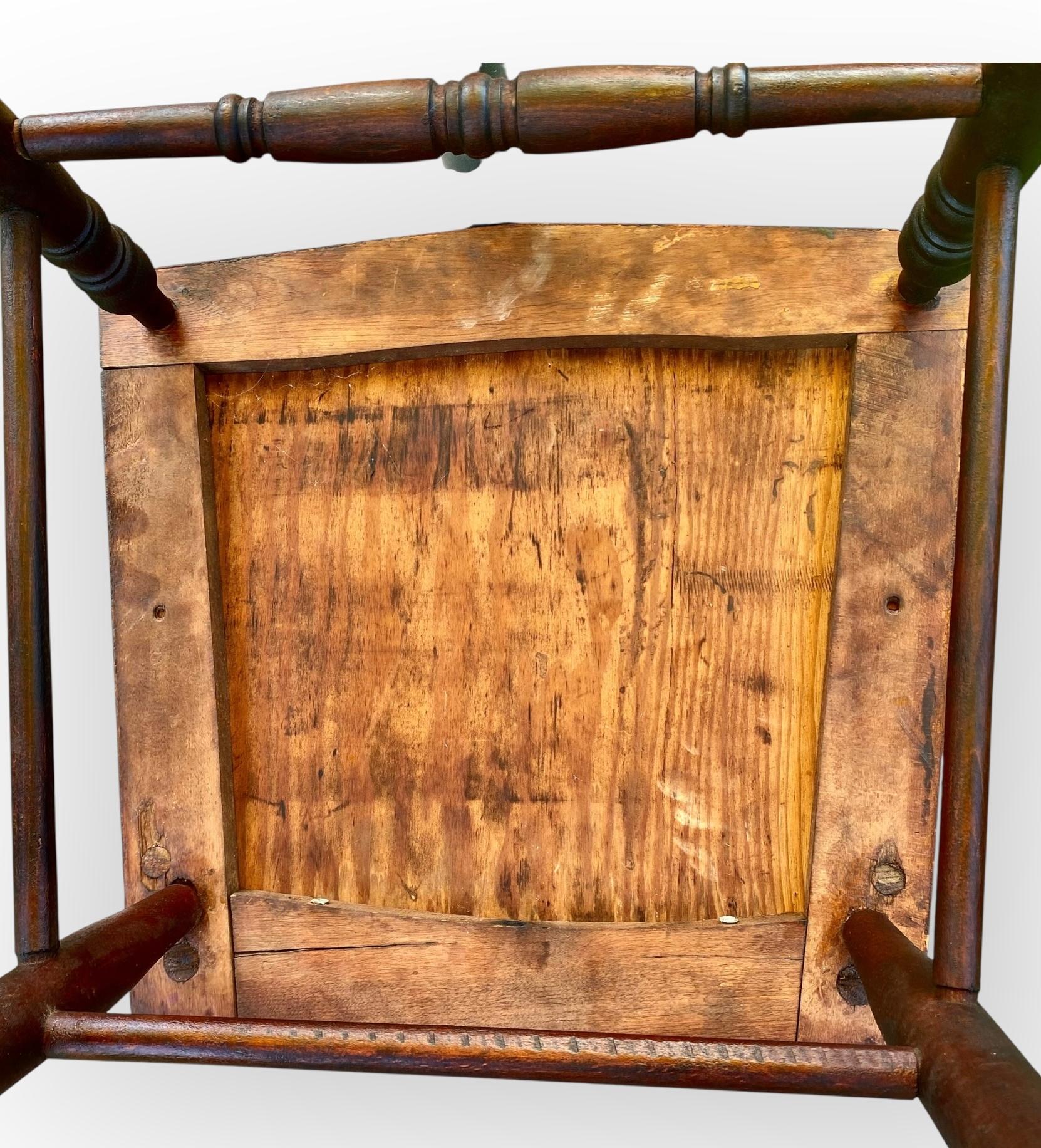 Inizio XX secolo Antica sedia americana in vimini e legno duro in vendita