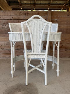 Antiker amerikanischer Wicker & Loom Vanity Desk mit passendem Stuhl