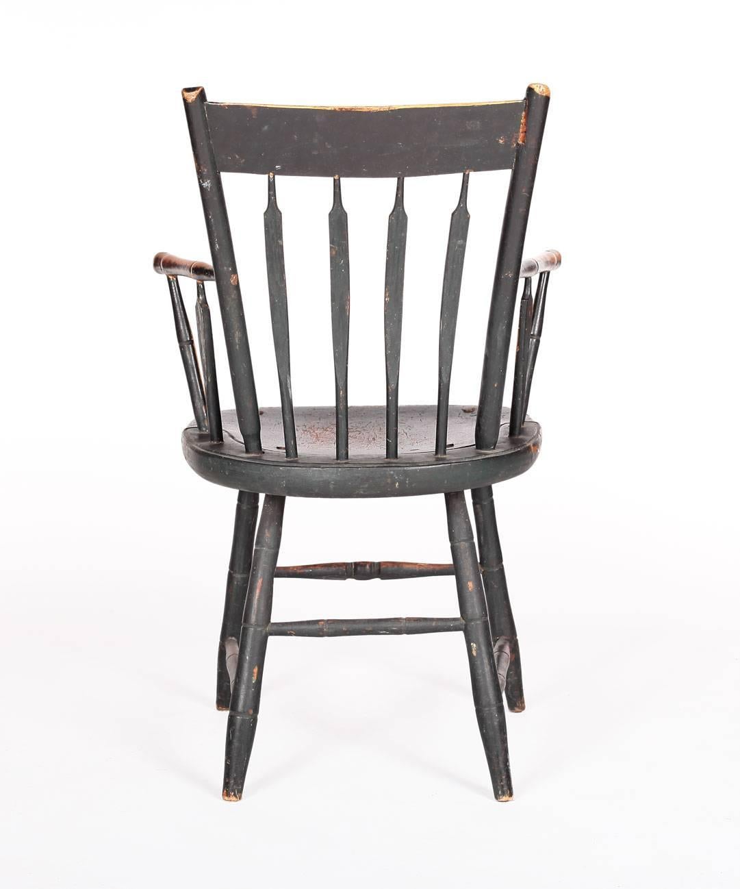 Antique American Windsor Chair with Original Paint, 19th Century In Good Condition For Sale In Wilmington, DE