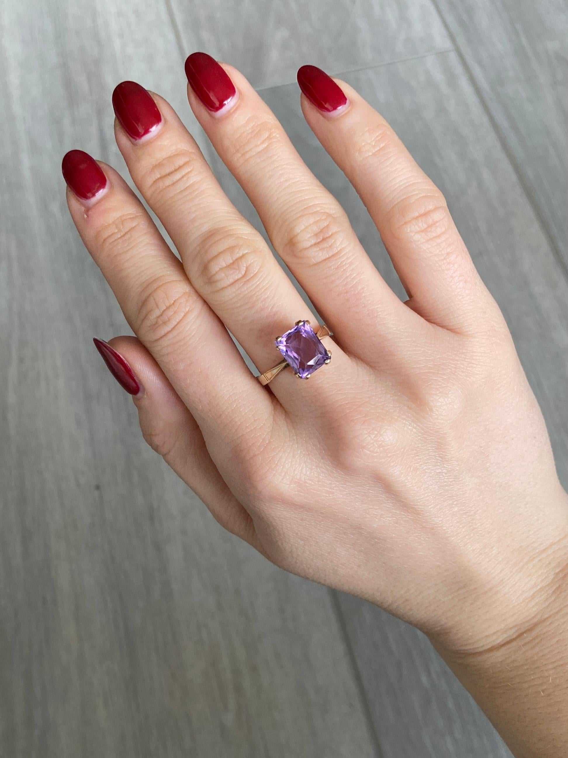 Emerald Cut Antique Amethyst 9 Carat Gold Cocktail Ring For Sale