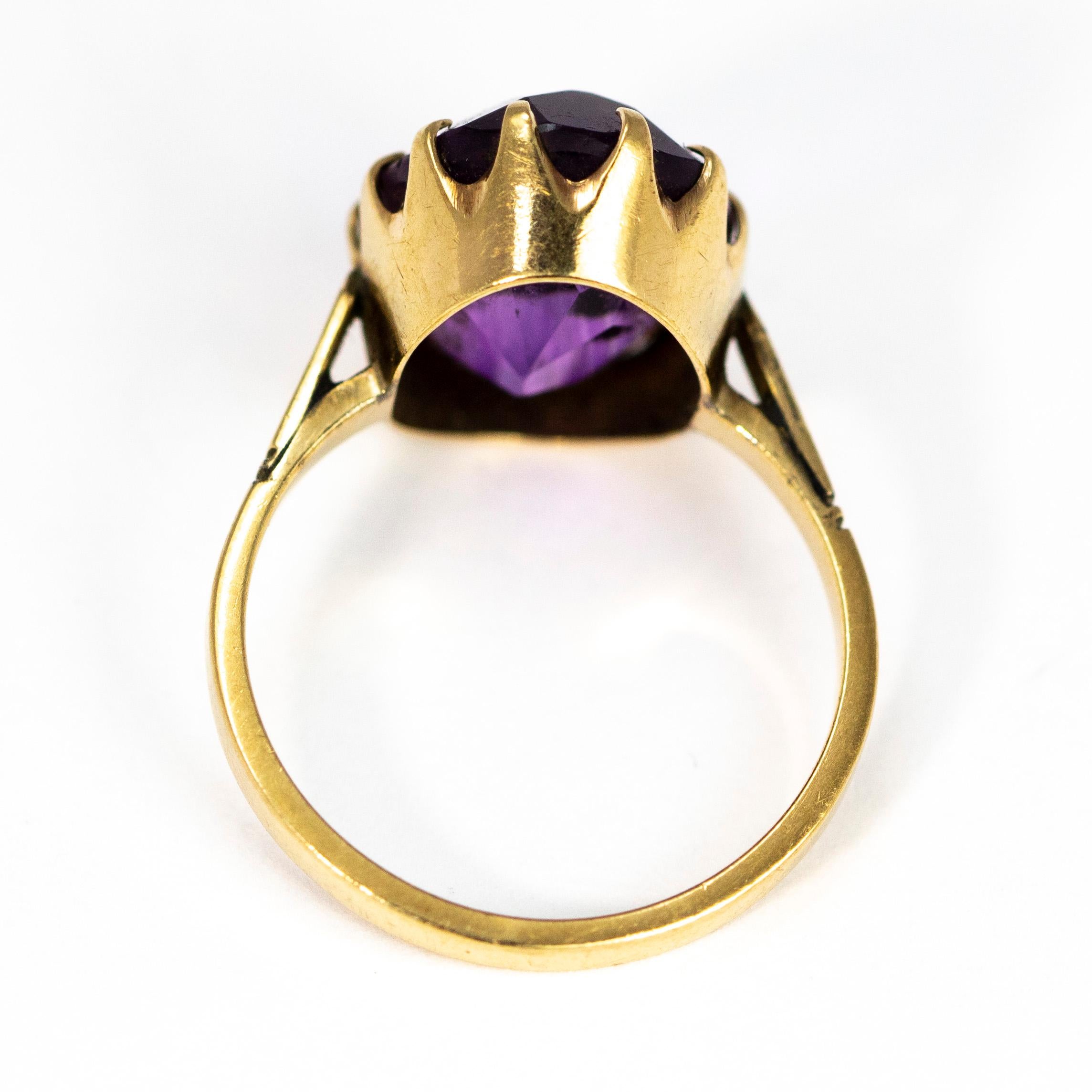 Antique Amethyst and 9 Carat Gold Cocktail Ring In Good Condition In Chipping Campden, GB