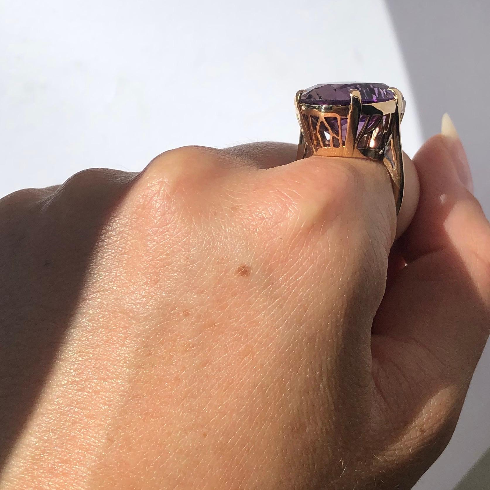 Antique Amethyst and 9 Carat Gold Cocktail Ring In Excellent Condition In Chipping Campden, GB