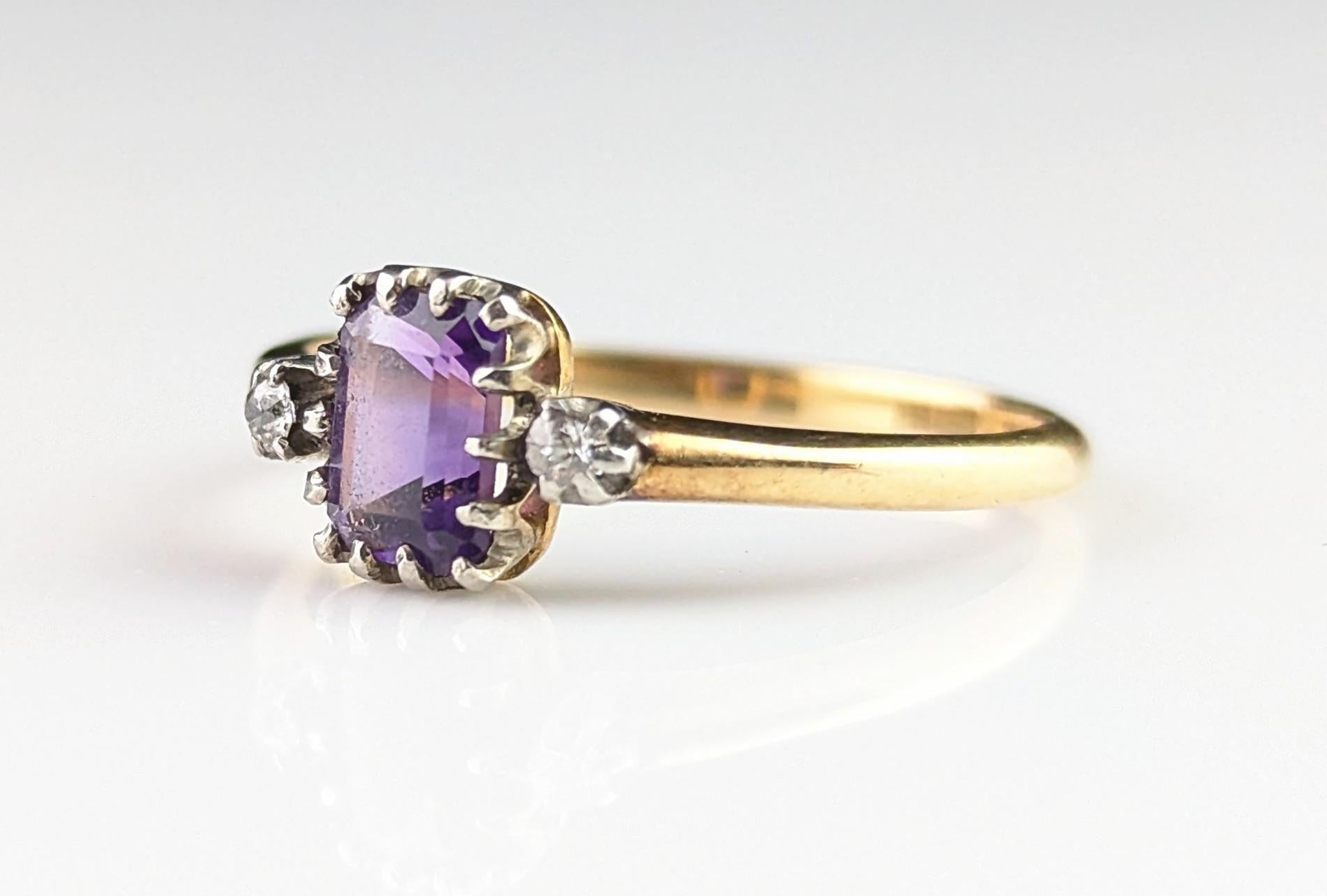 Antique Amethyst and Diamond ring, 18k yellow gold, three stone For Sale 9