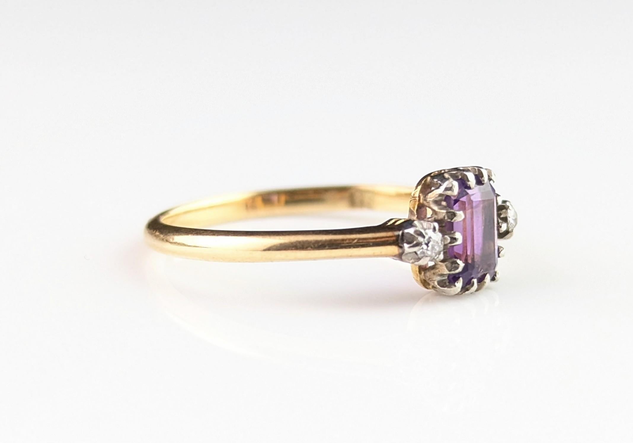 Antique Amethyst and Diamond ring, 18k yellow gold, three stone For Sale 13