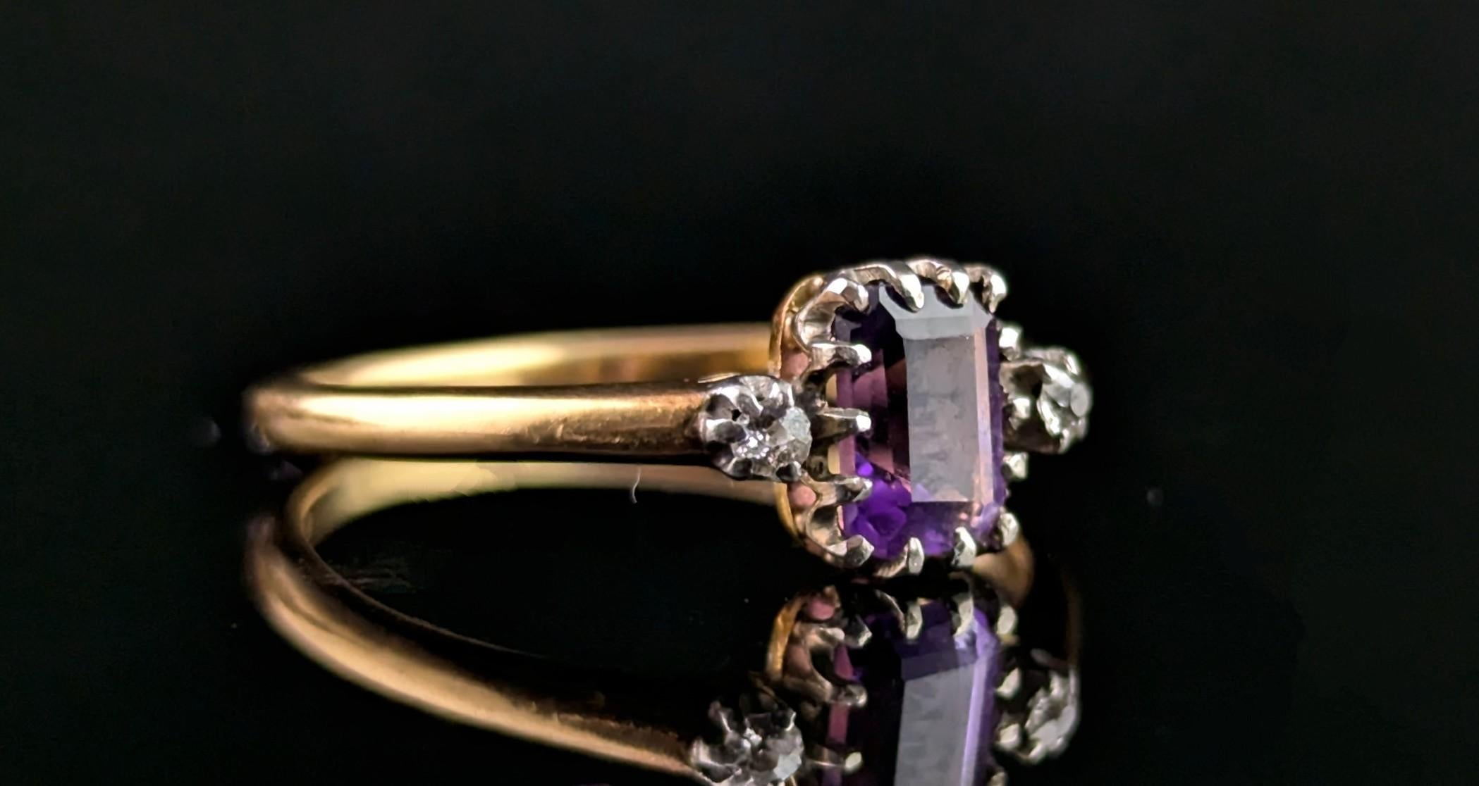 Baguette Cut Antique Amethyst and Diamond ring, 18k yellow gold, three stone For Sale