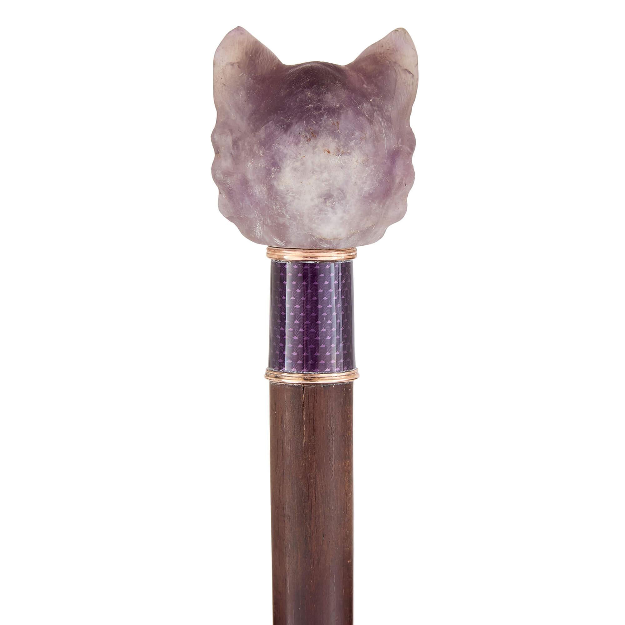 Belle Époque Canne ancienne en forme de chat en améthyste et émail guilloché en vente