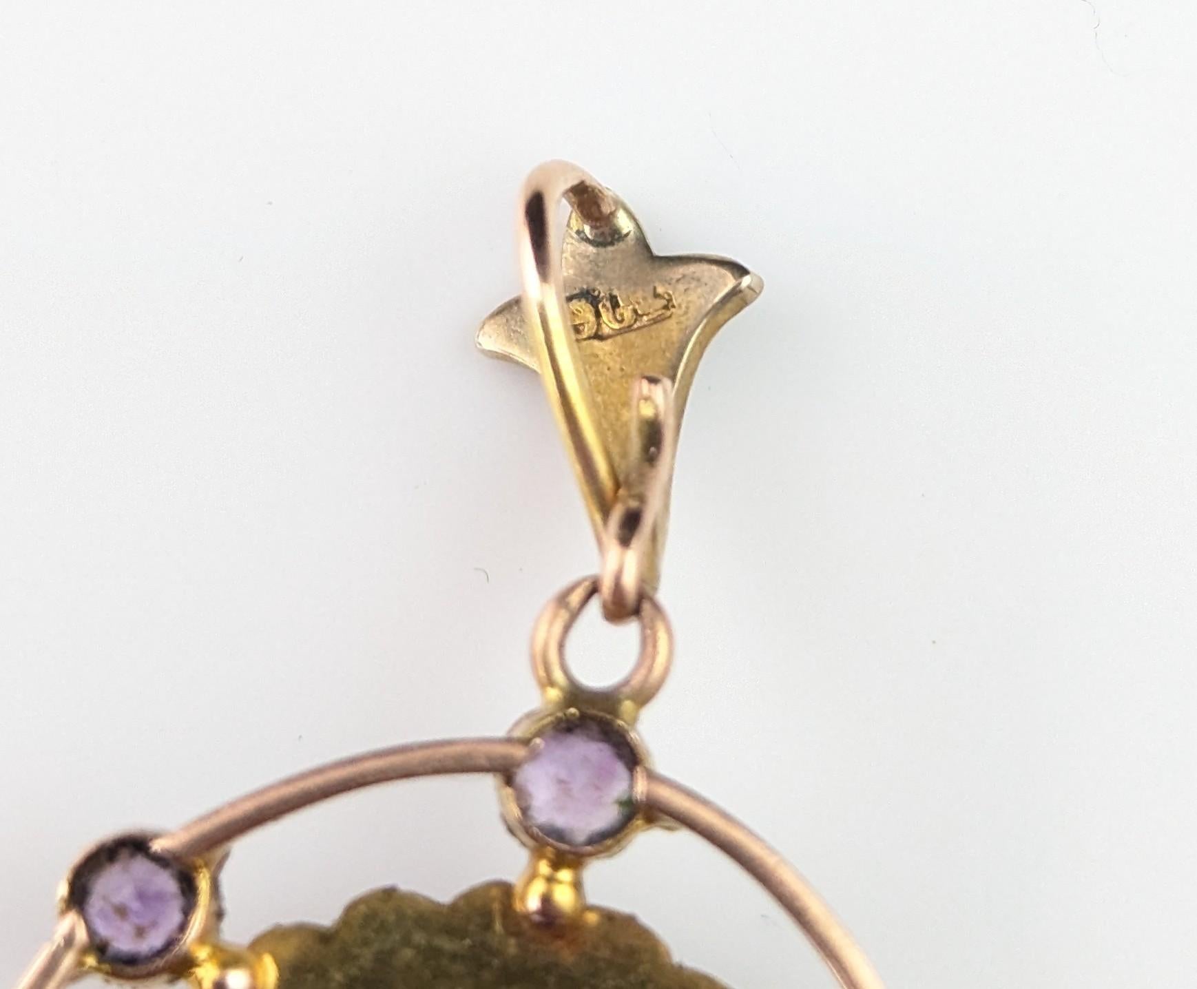 Pendentif antique en améthyste et perle, or jaune 9k en vente 5