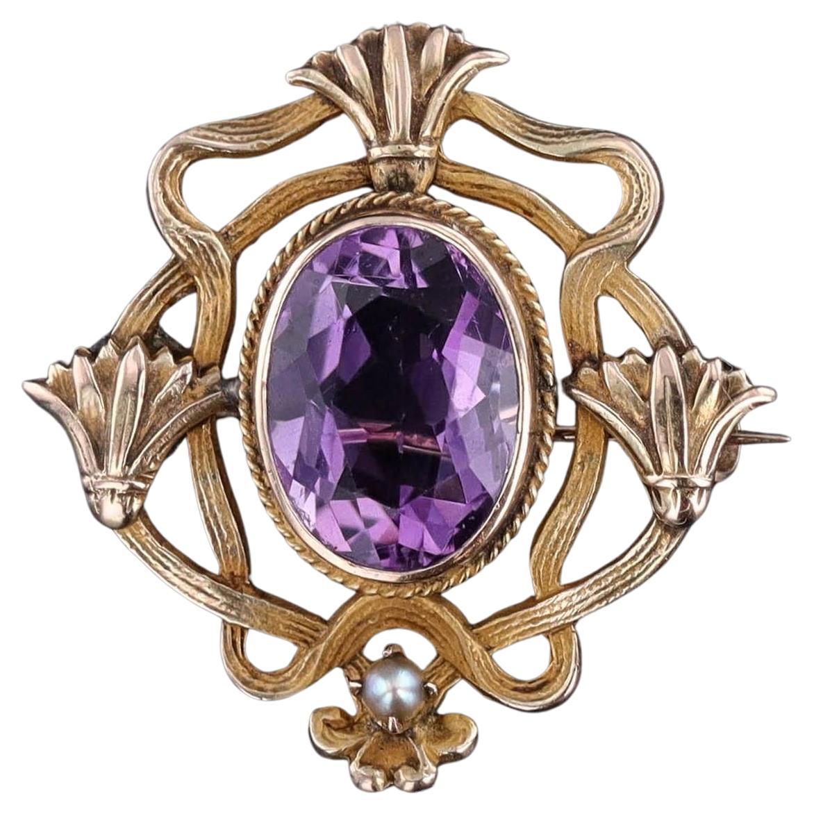 Antique Amethyst Brooch of 10k Gold