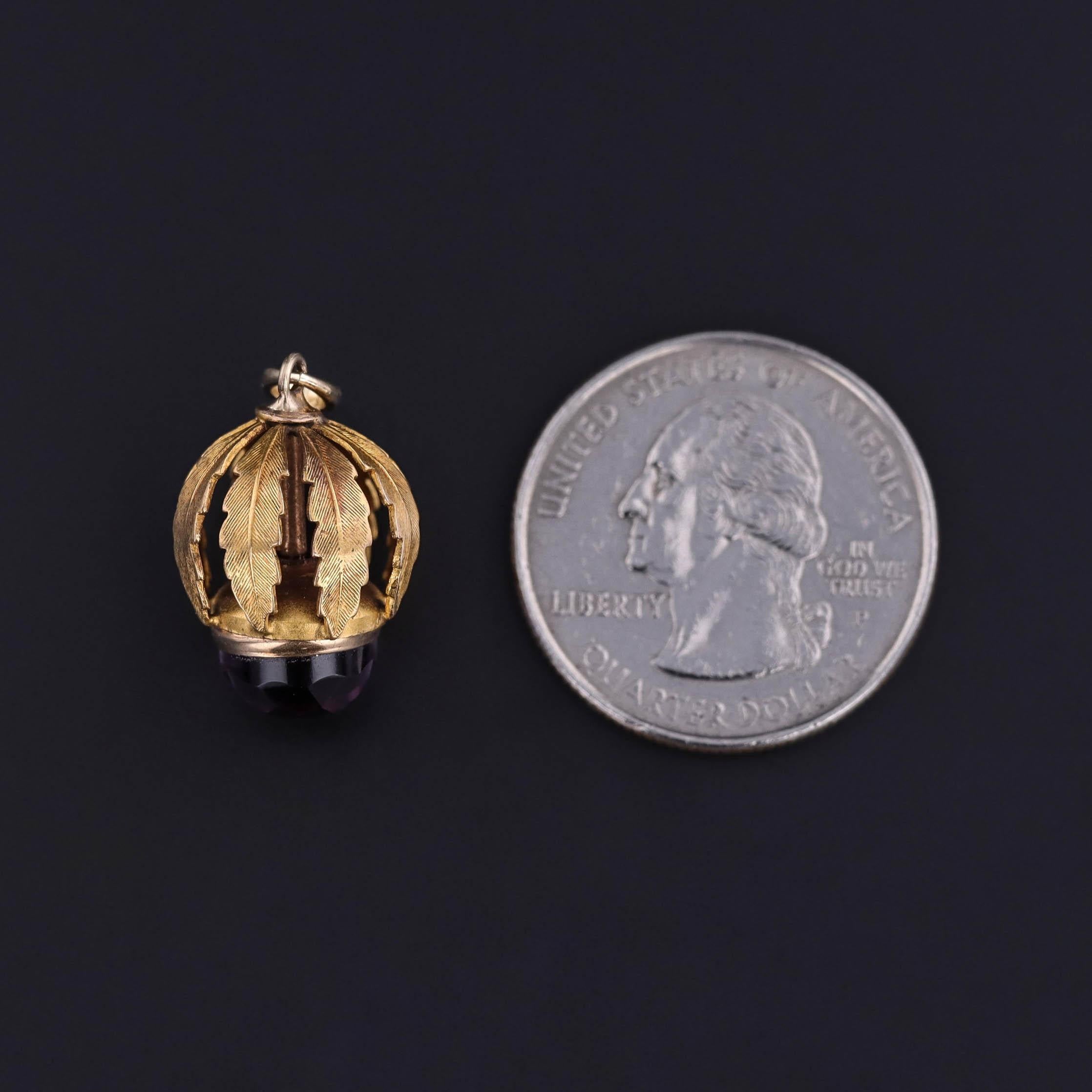 Amuleto de amatista antigua de oro de 14k Corte redondo en venta