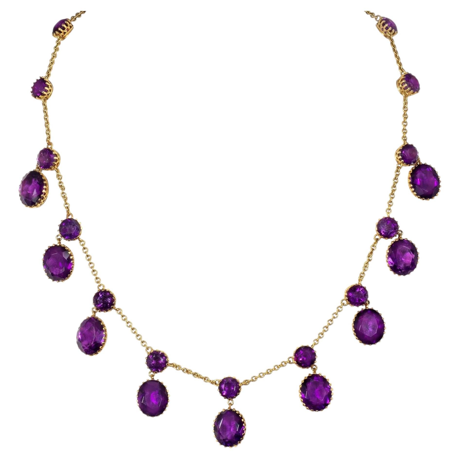 Collar antiguo de amatista con flecos