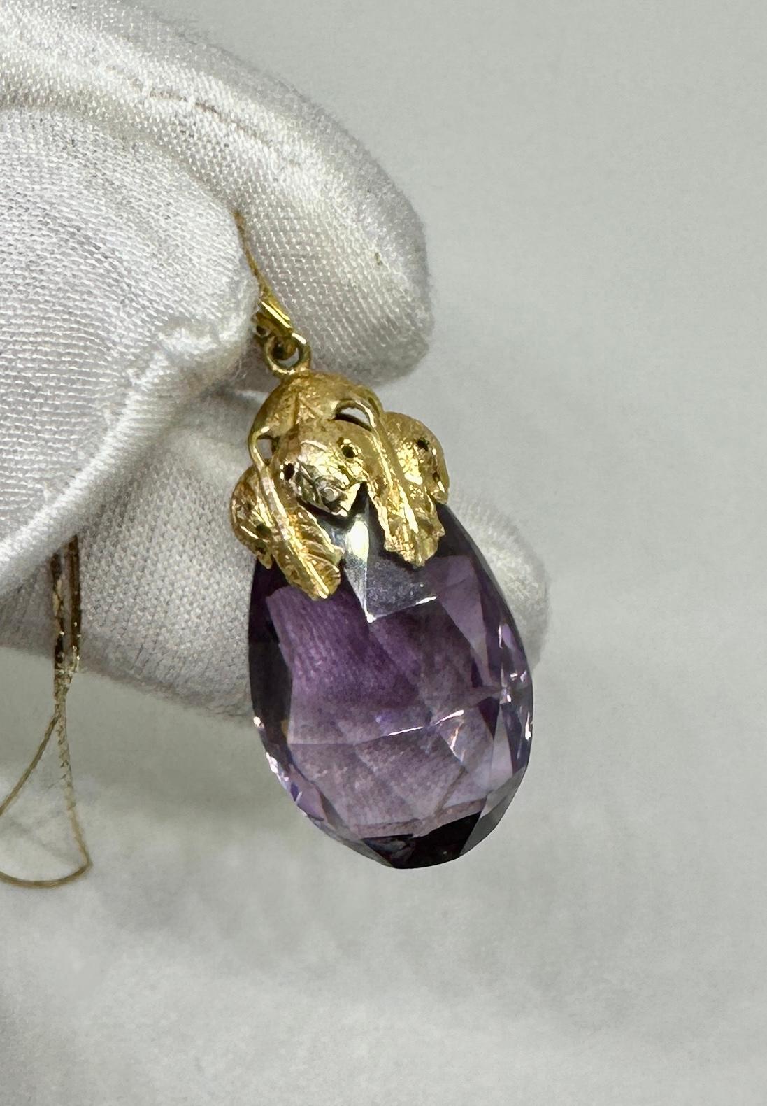 Antique Amethyst Pendant 14 Karat Gold Etruscan Revival Necklace Leaf Motif For Sale 2
