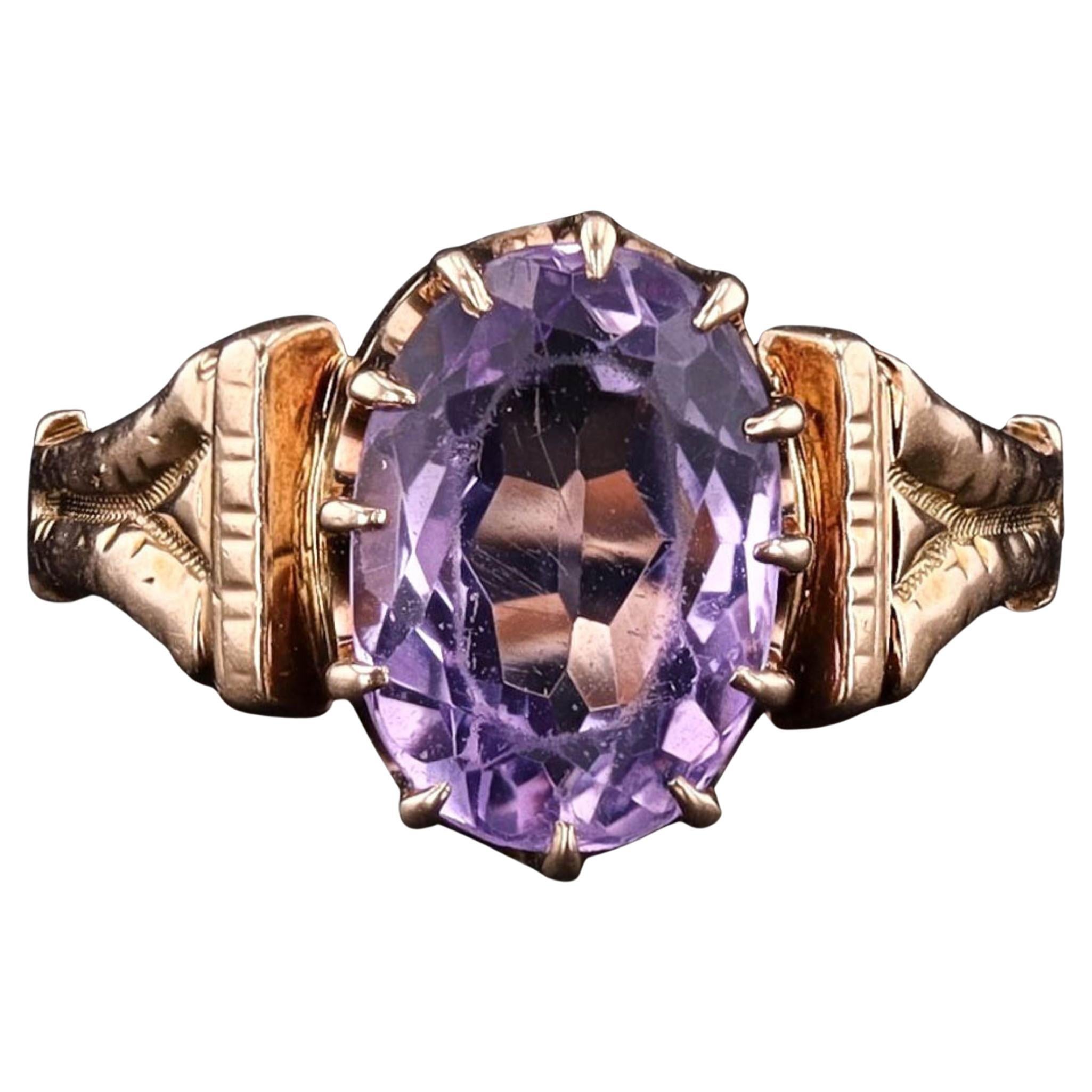 Anello antico con ametista in oro 14k