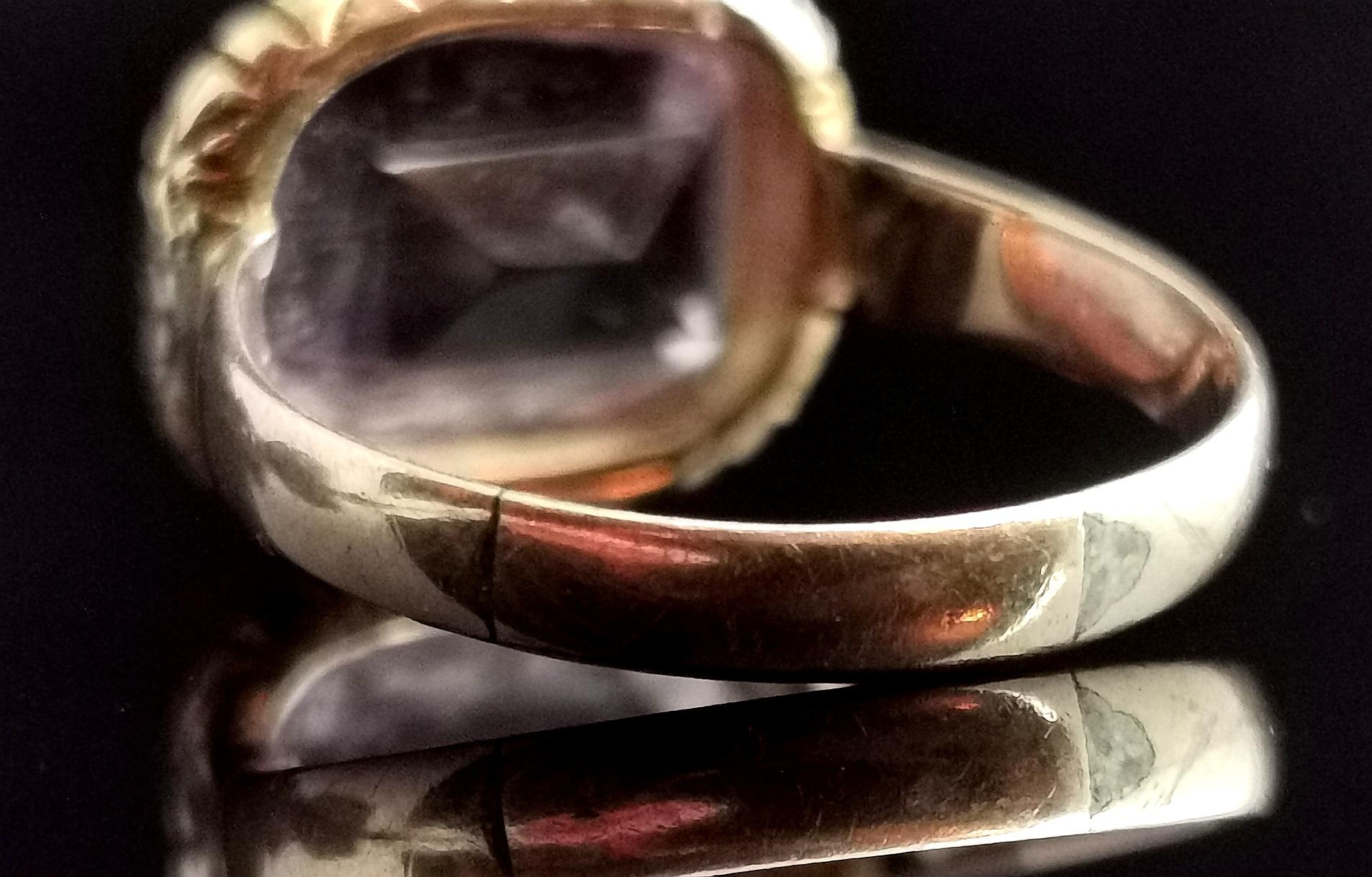 Antique Amethyst seal ring, 9 karat gold  7