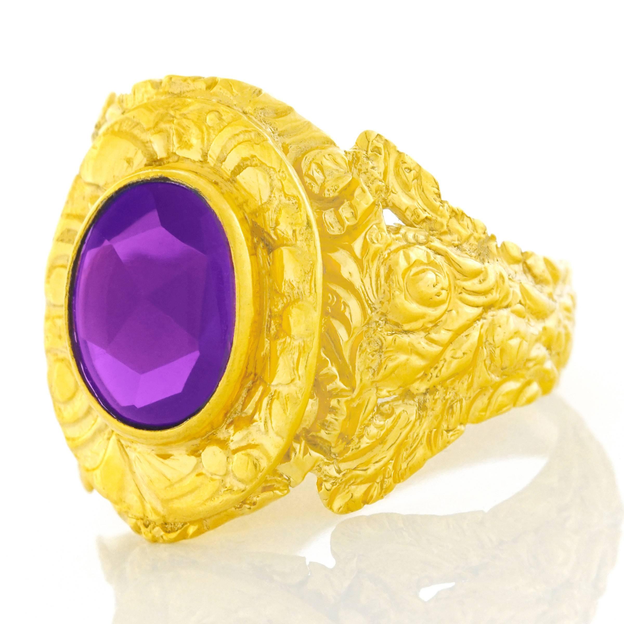 Antique Amethyst Set Gold Ring In Excellent Condition In Litchfield, CT