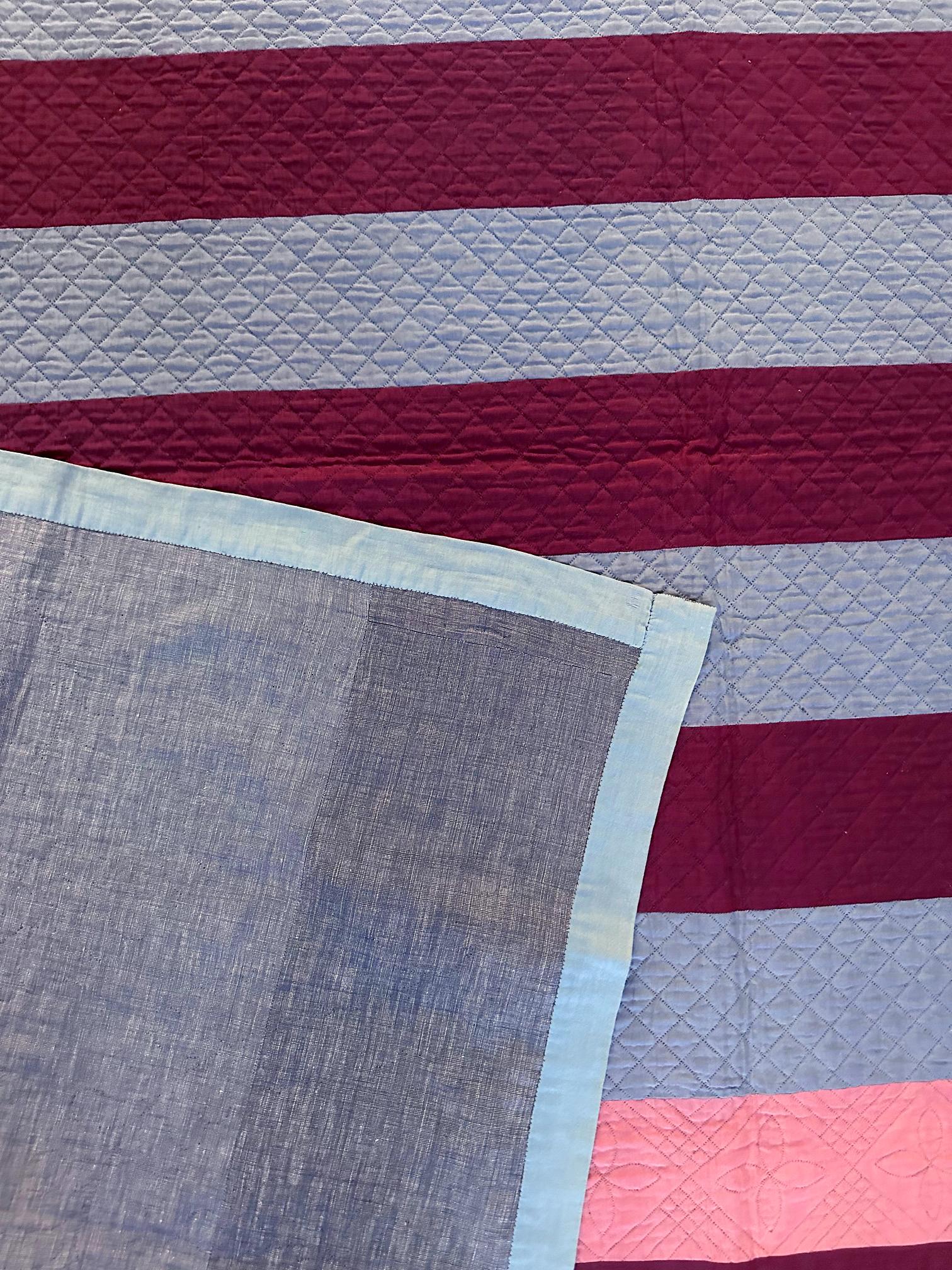 Antique Amish Bars Quilt from Pennsylvania For Sale 3