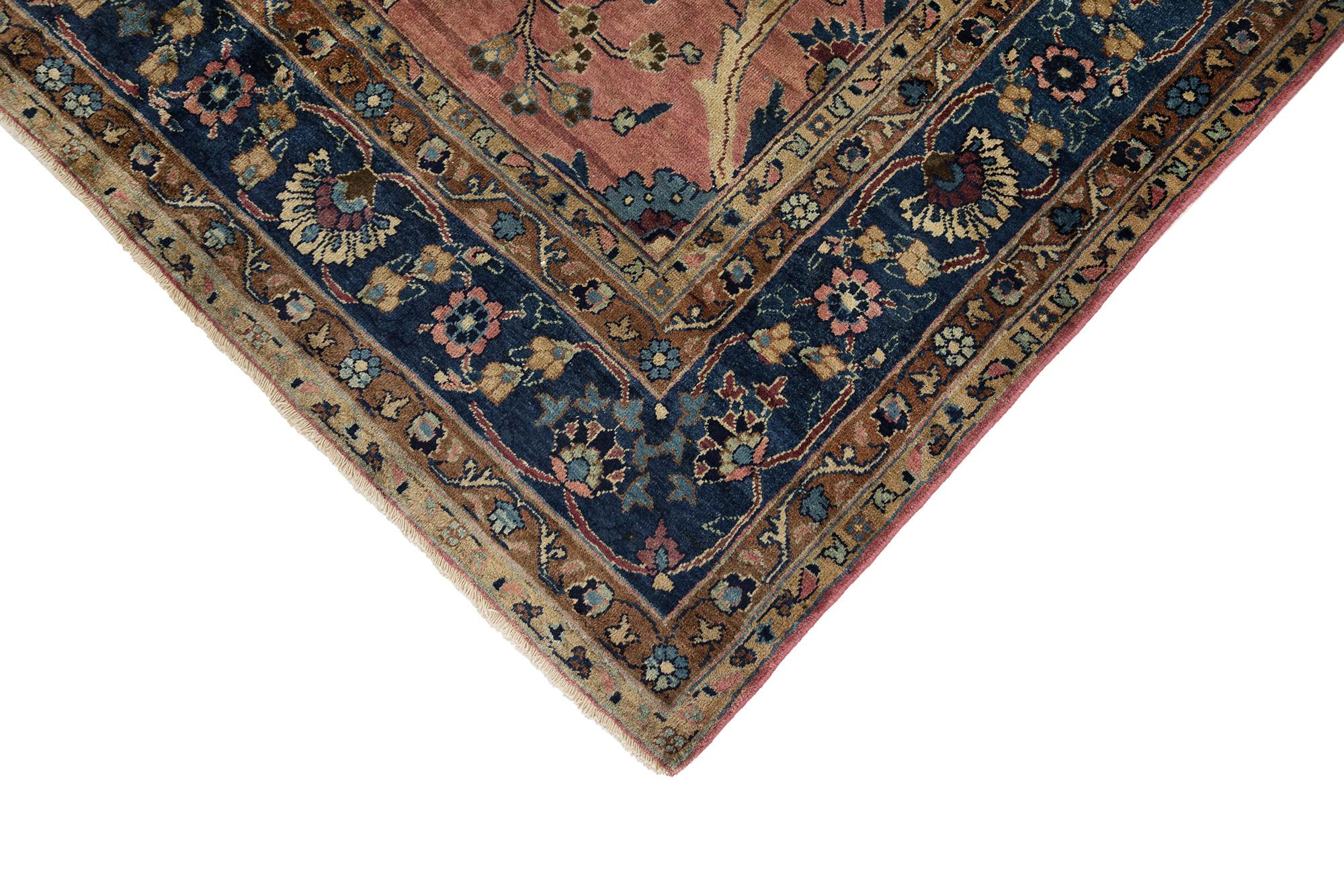 Antikes Amoghli (281cm x 202cm, rosa Grund, antik) im Zustand „Gut“ im Angebot in North Bergen, NJ