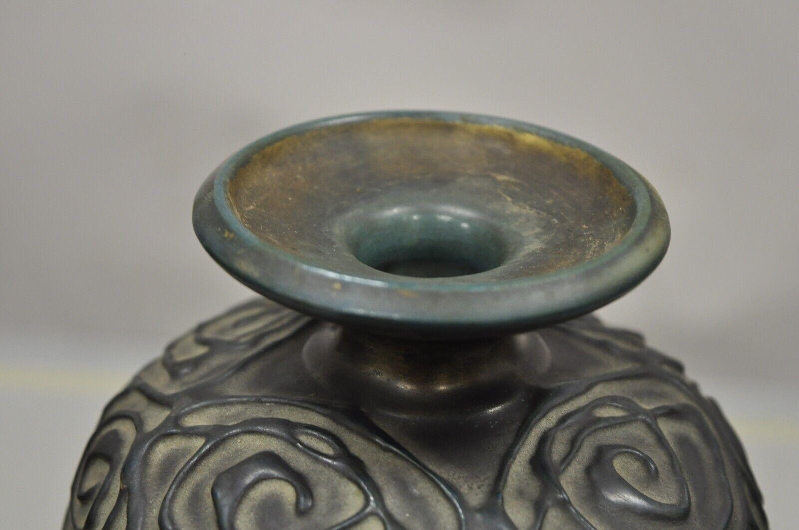 Art nouveau Grand vase antique Art Nouveau Amphora bleu vert irisé 3263 en vente