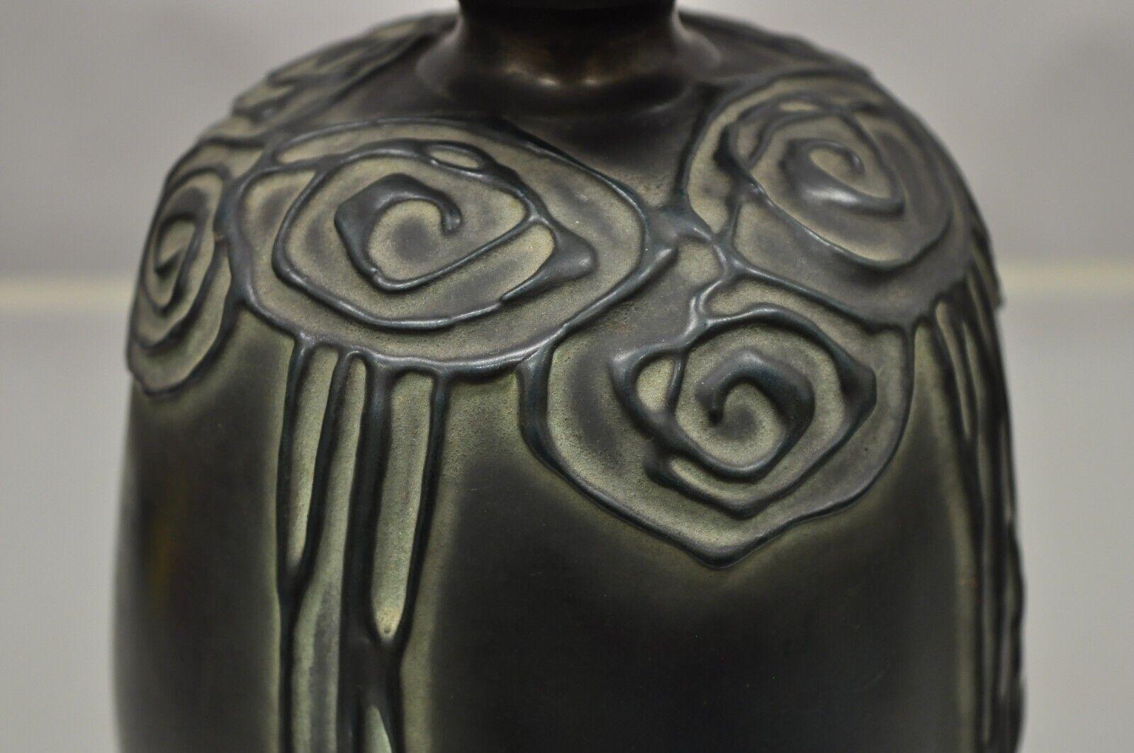 Grand vase antique Art Nouveau Amphora bleu vert irisé 3263 Bon état - En vente à Philadelphia, PA