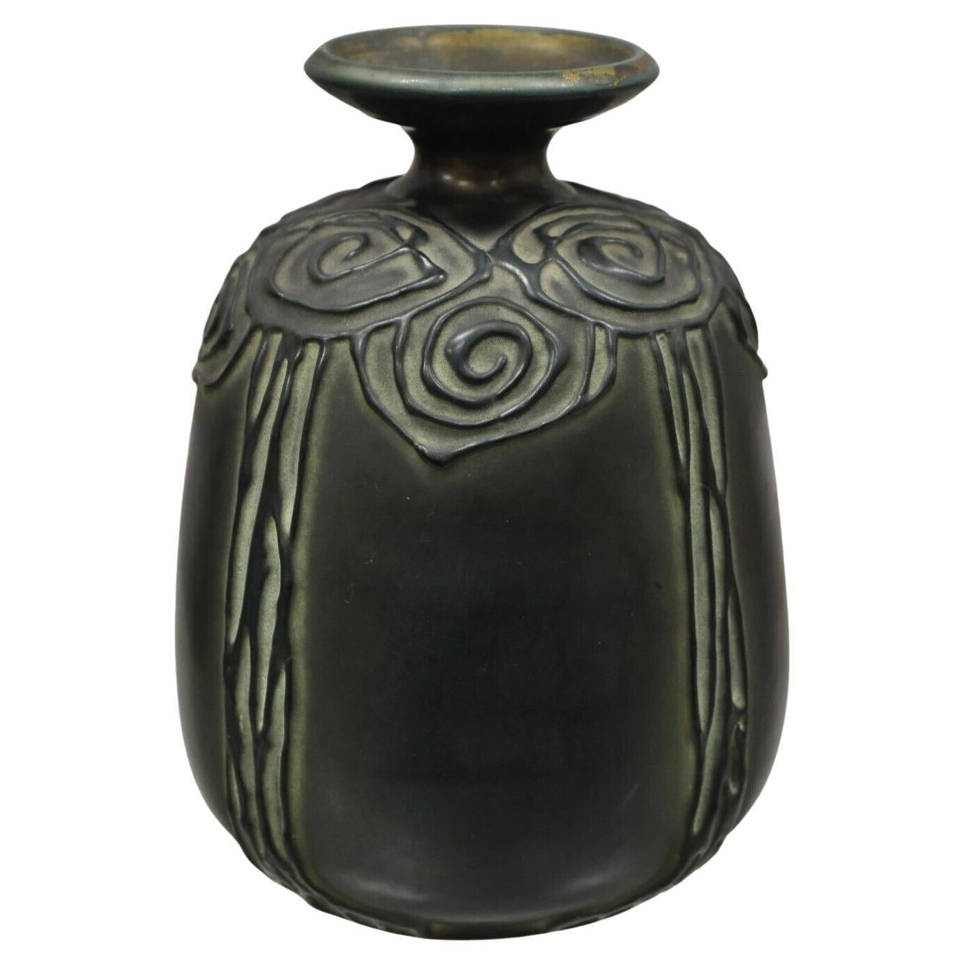 Grand vase antique Art Nouveau Amphora bleu vert irisé 3263 en vente