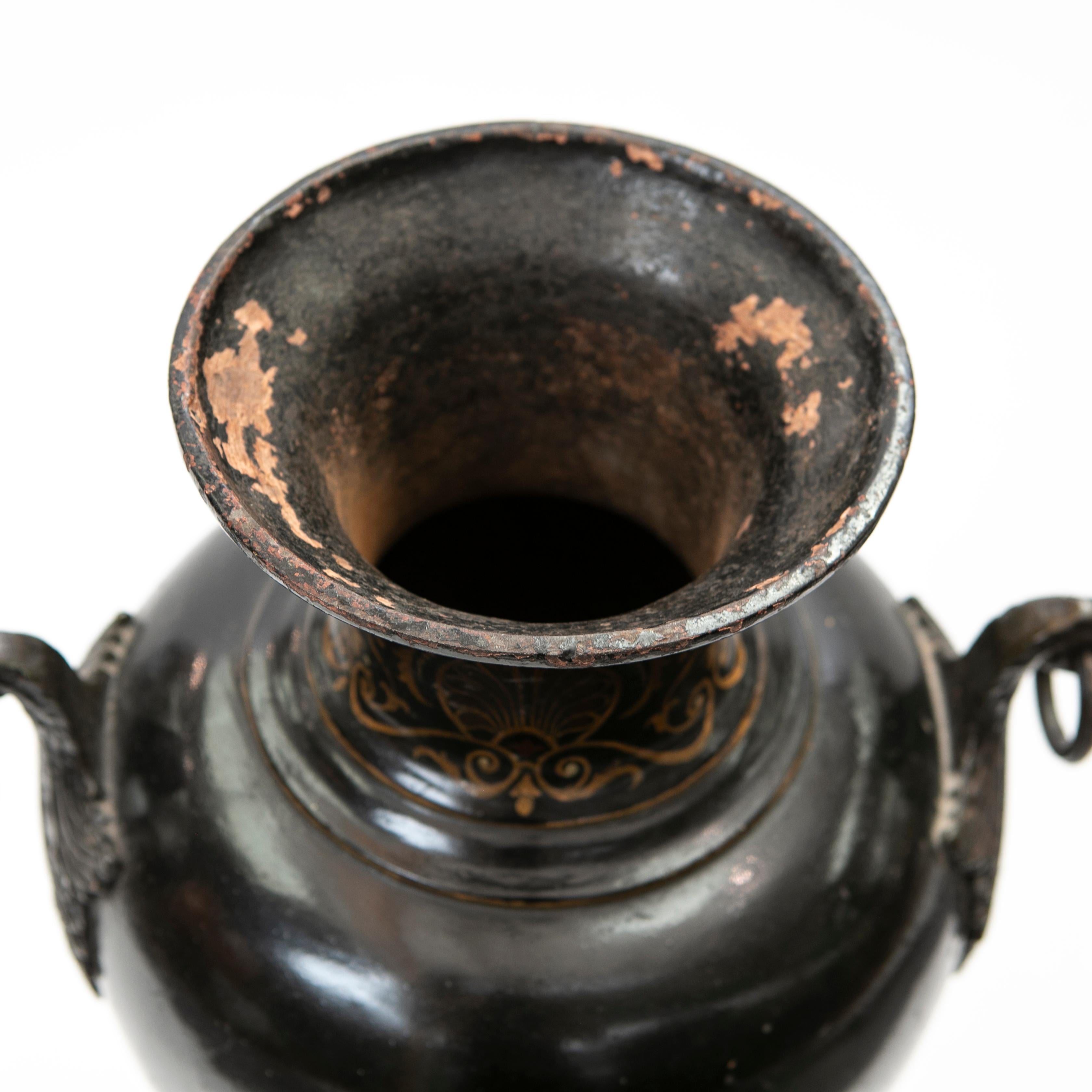 Verzierte Amphora im klassischen griechischen Stil im Angebot 1