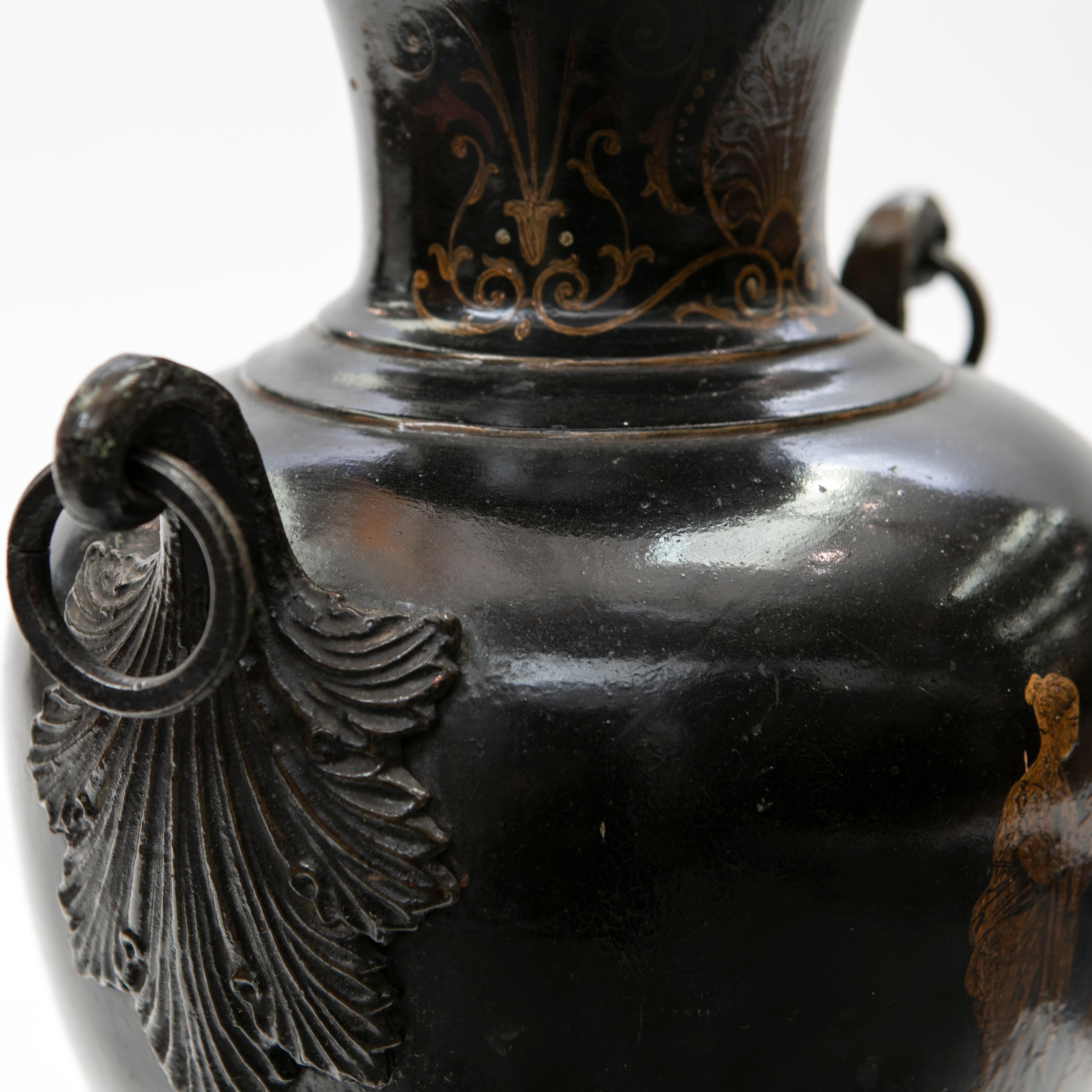 19th Century Decorated Amphora in Classical Greek Style For Sale