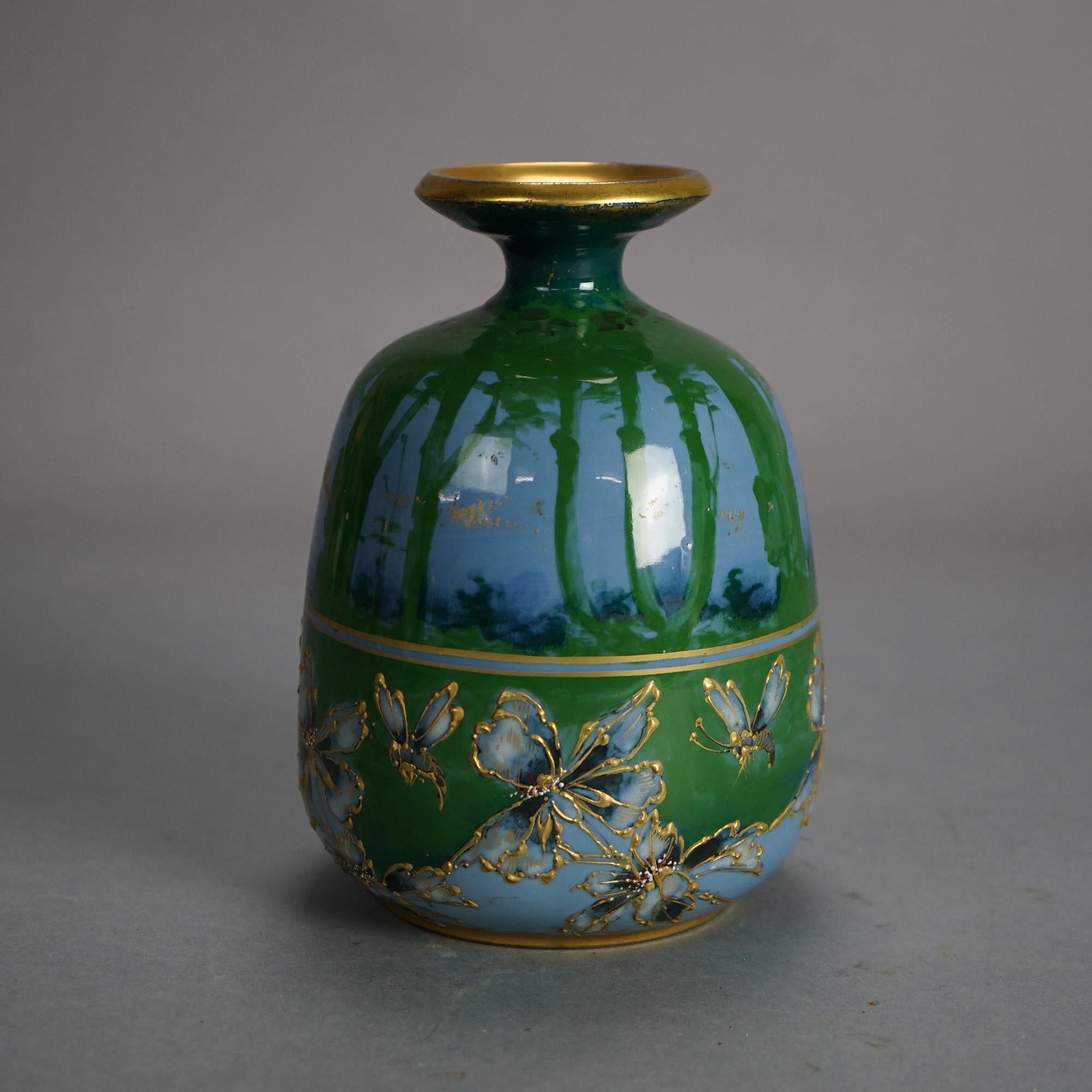 Ancien vase de poterie d'Amphora Teplitz Sunrise Landscape, vers 1910 Bon état à Big Flats, NY