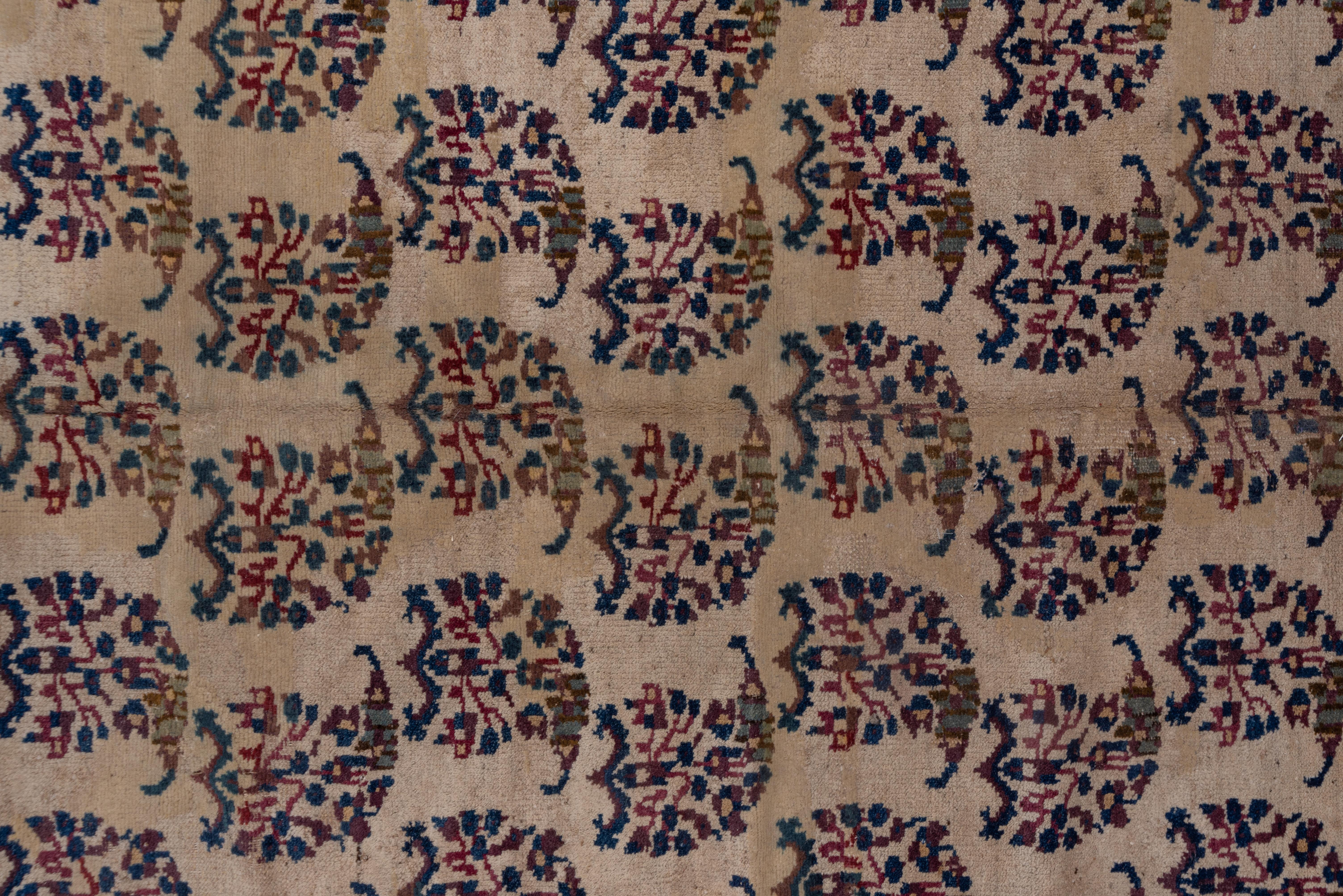 Antiker antiker Amritsar-Galerie-Teppich, ca. 1920er Jahre, Herrenhauslänge (Agra) im Angebot