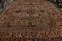 Tappeto antico Amritsar con motivo floreale oro-rosso di Rug & Kilim