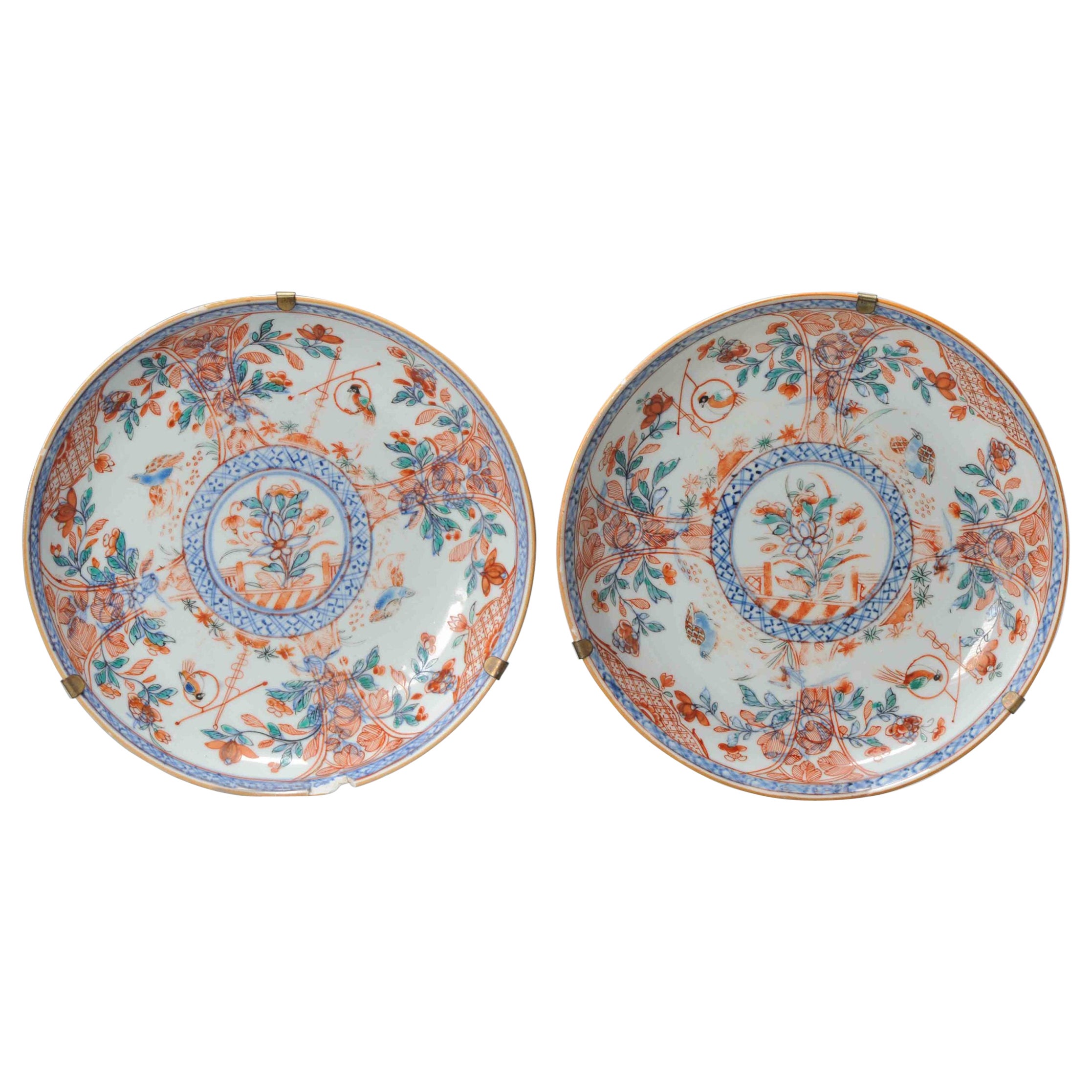 Assiettes anciennes en porcelaine d'Amsterdam perroquets polychromes chinois, 18ème siècle en vente