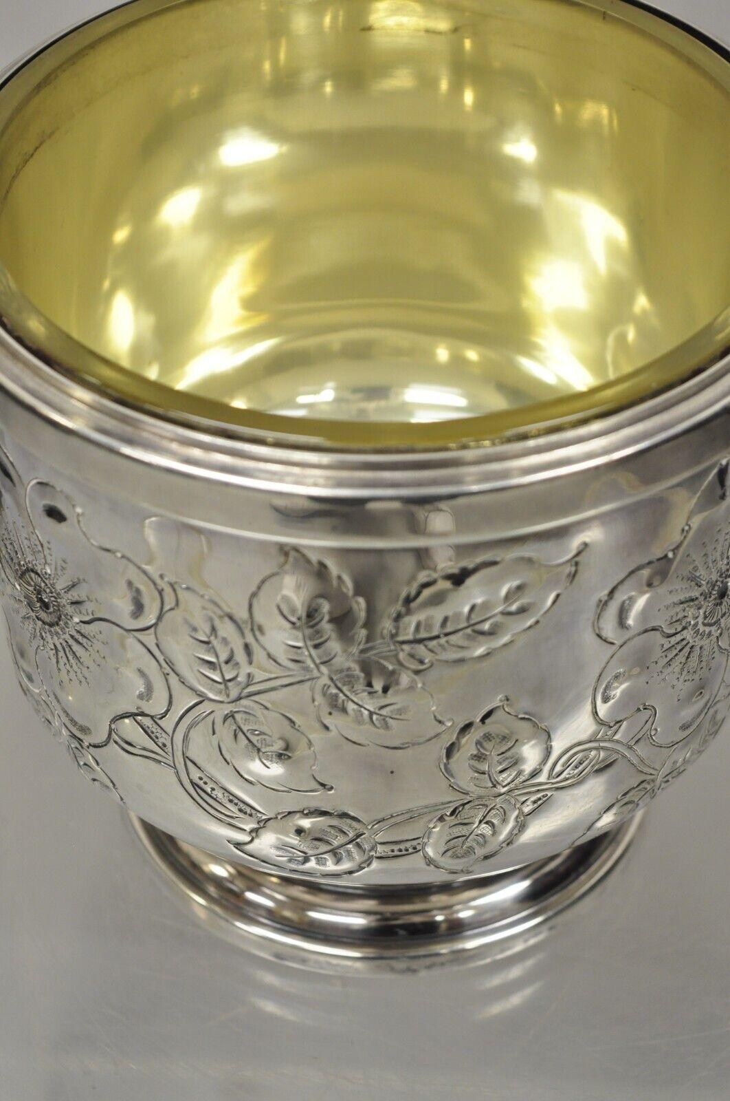 20th Century Antique Amston Regency Style Silver Plated Lion Head Ice Bucket