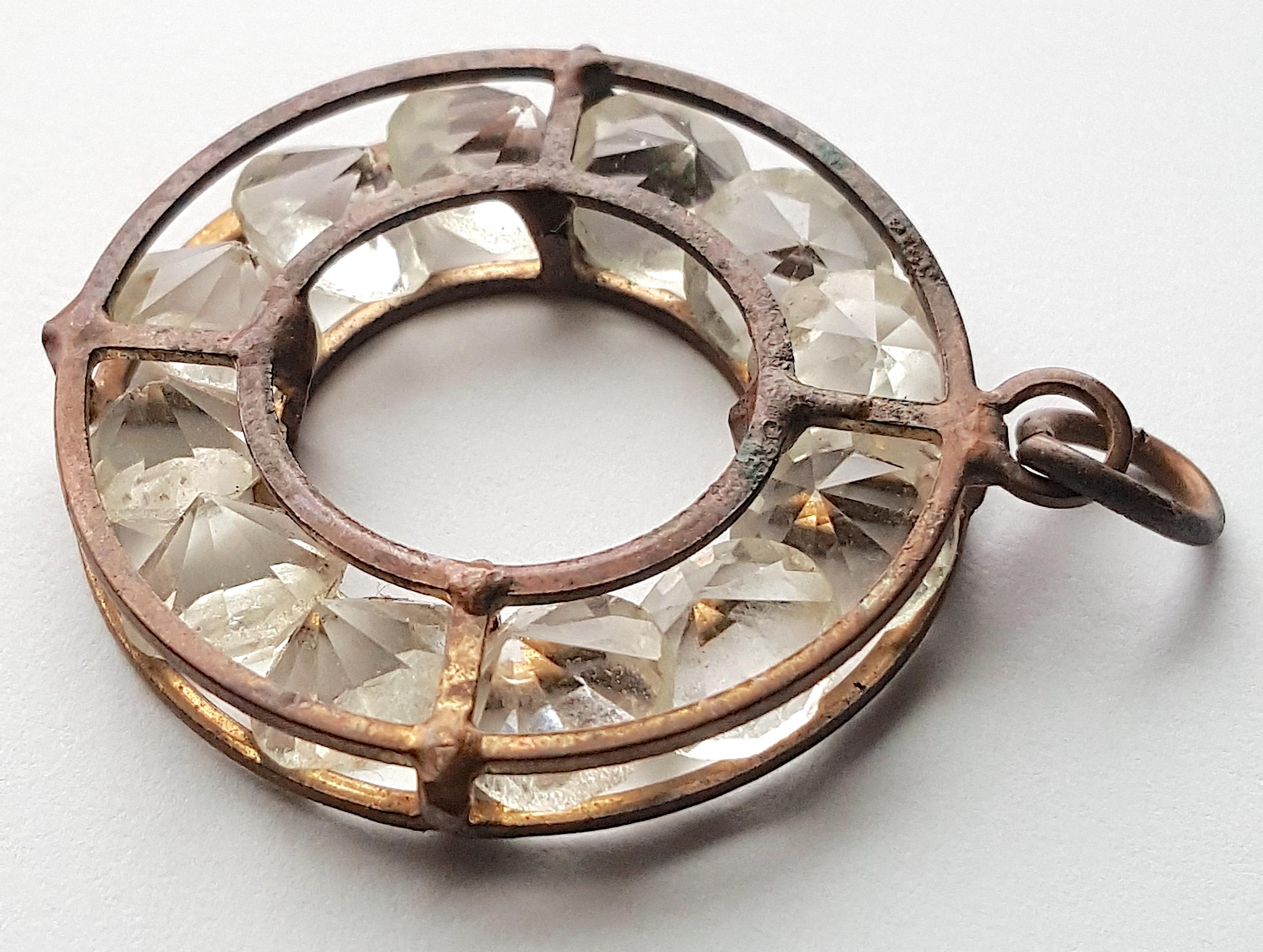 Antique Amuletic DozenRockCrystals Caged MedievalStyle FourRing Bronze Pendant For Sale 4