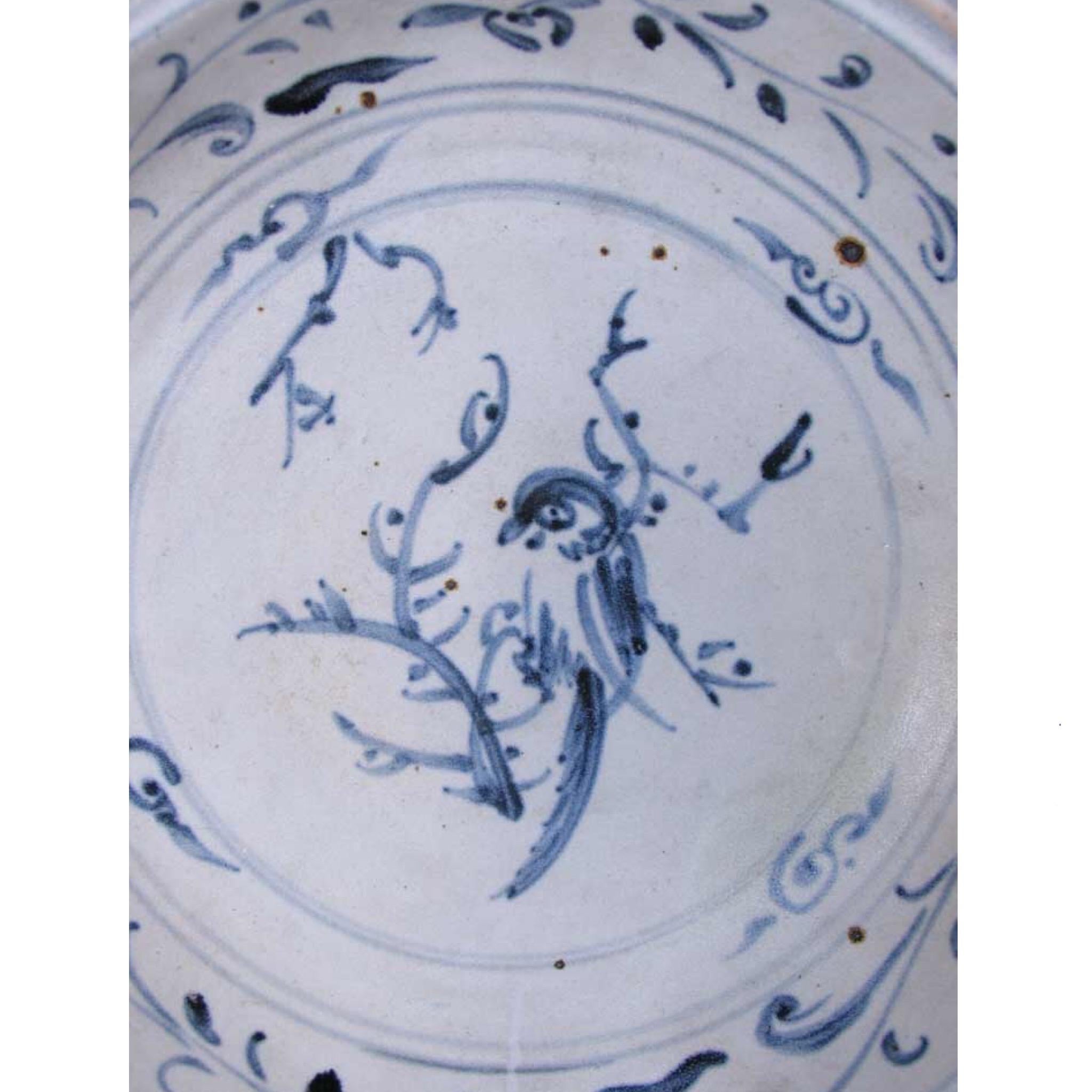 Vietnamese Antique Anamese Blue and White Ceramic Dish, Bird Design, circa 1500 For Sale