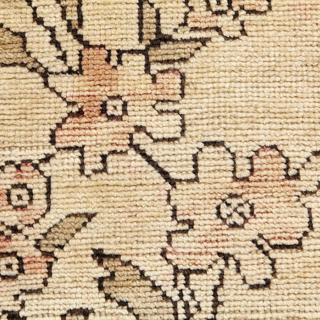 Antiker handgeknüpfter Art-Déco-Wollteppich aus Anatole-Türkei, um 1940 im Angebot 2