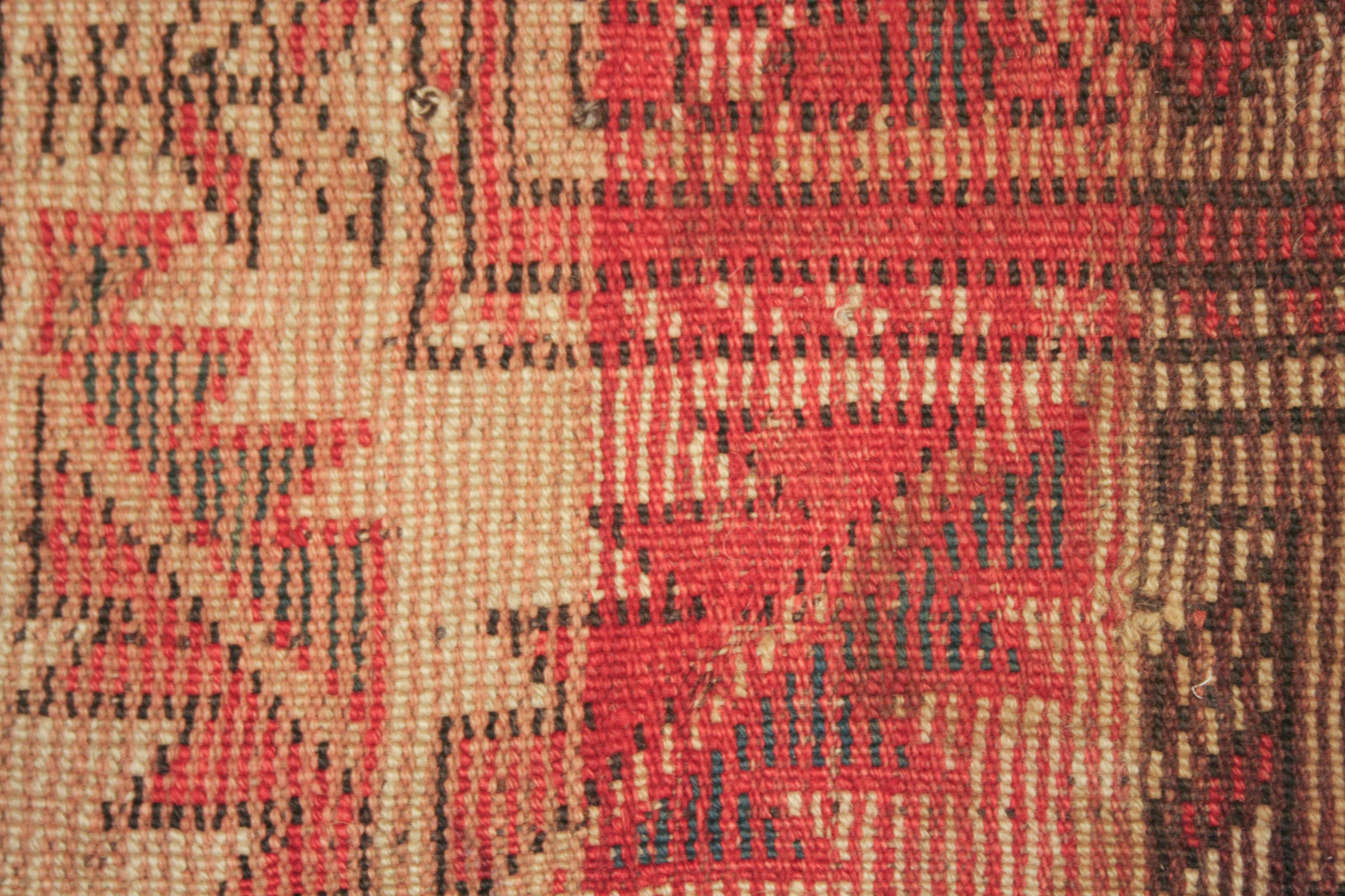 Ancien tapis Bergama d'Anatolie avec Design/One en octogones État moyen - En vente à Milan, IT