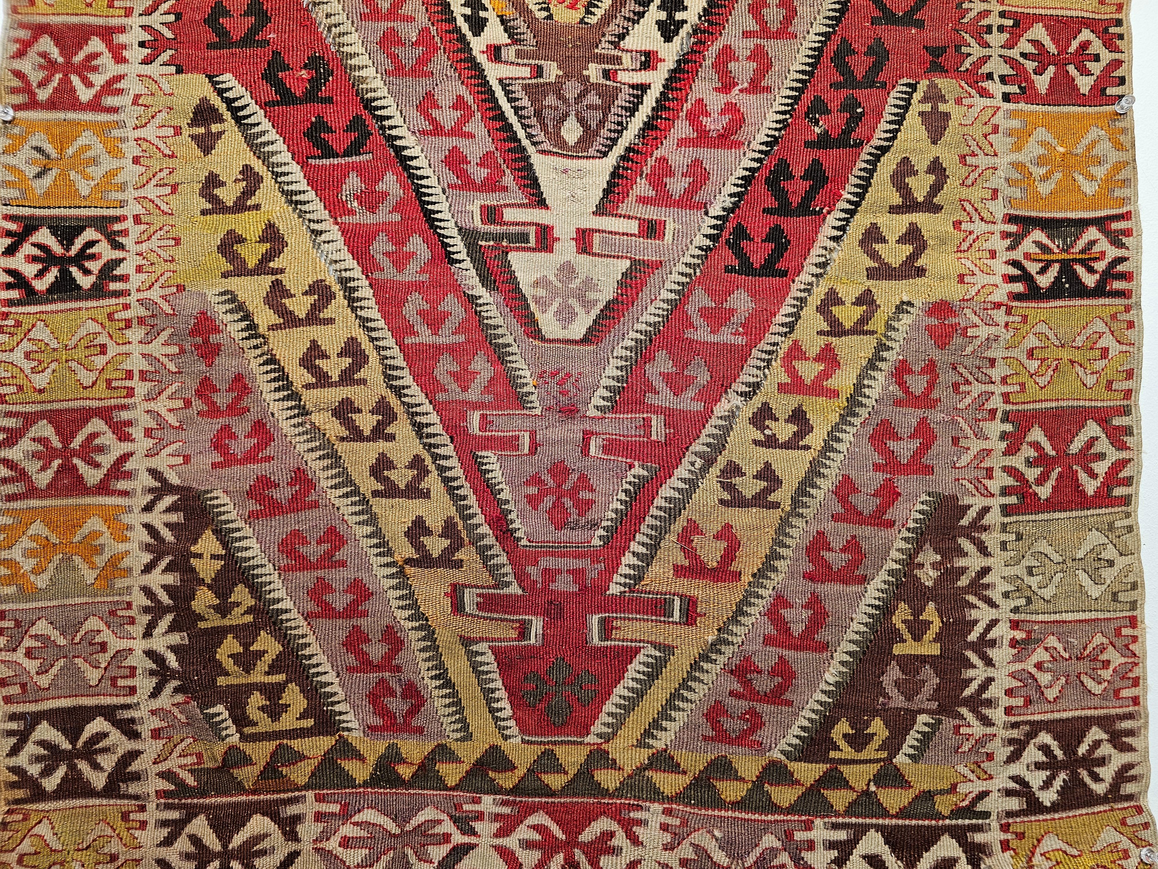 19th Century Anatolian Kilim Area Rug in Medallion Pattern in Red, Yellow, Brown In Good Condition For Sale In Barrington, IL