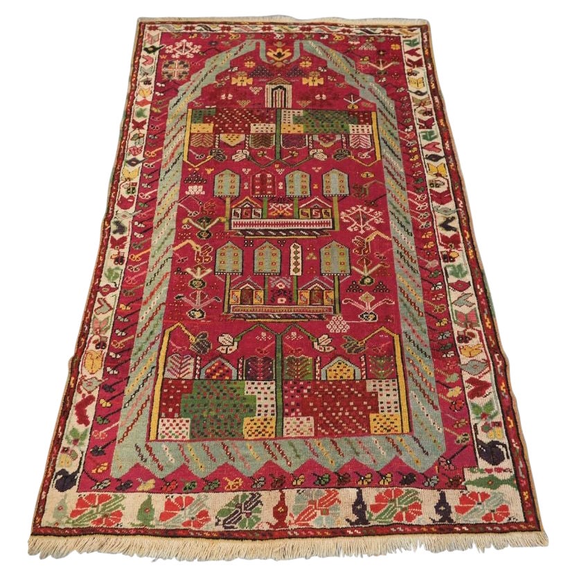 Antique tapis de prière anatolien de village de Kirsehir MT-028