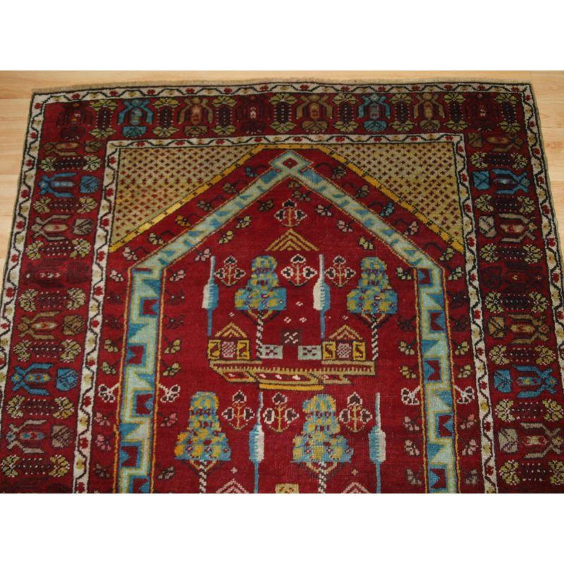 Ancien tapis de prière anatolien de village de Kirsehir R-935 Excellent état - En vente à Moreton-In-Marsh, GB