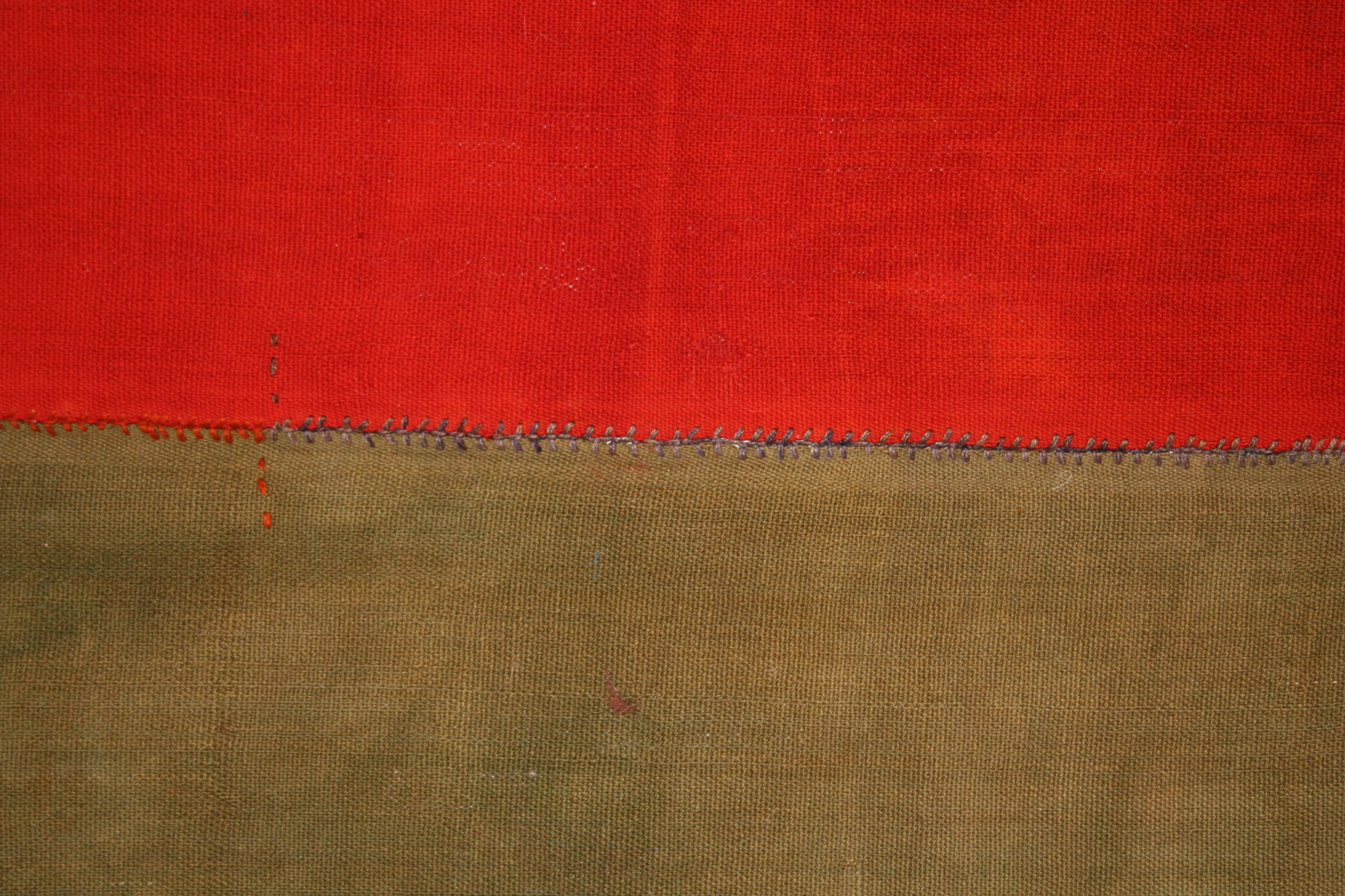 Le perdeh venivano utilizzate come divisori per le tende dalle tribù curde dell'Anatolia orientale, creando dei divisori all'interno delle loro abitazioni. Ciascun pannello di lana tessuto in piano viene tinto singolarmente con pigmenti naturali e