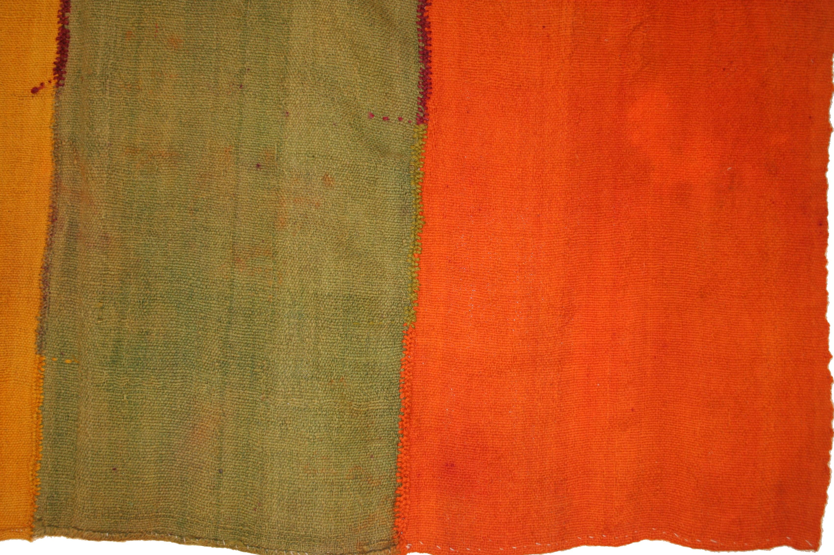 Minimalismo Antico tappeto minimalista anatolico a strisce Perdeh Kilim in vendita