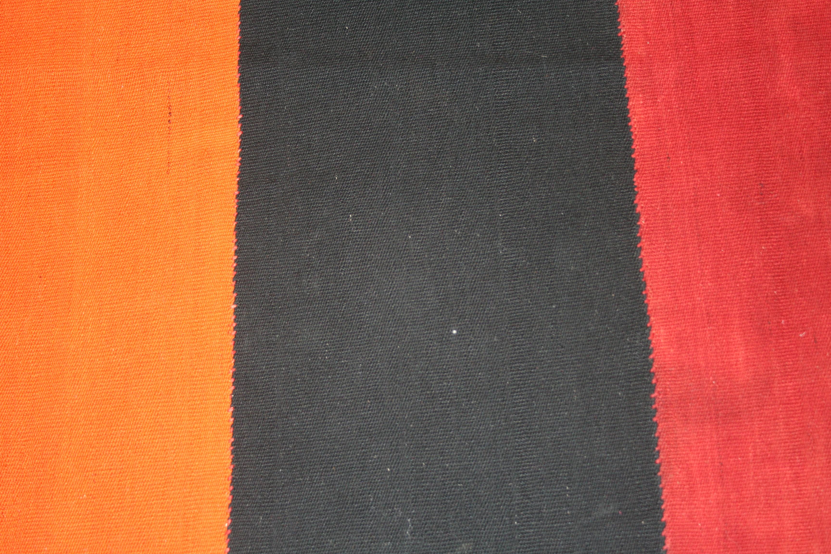 Antico tappeto minimalista anatolico a strisce Perdeh Kilim In condizioni buone in vendita a Milan, IT