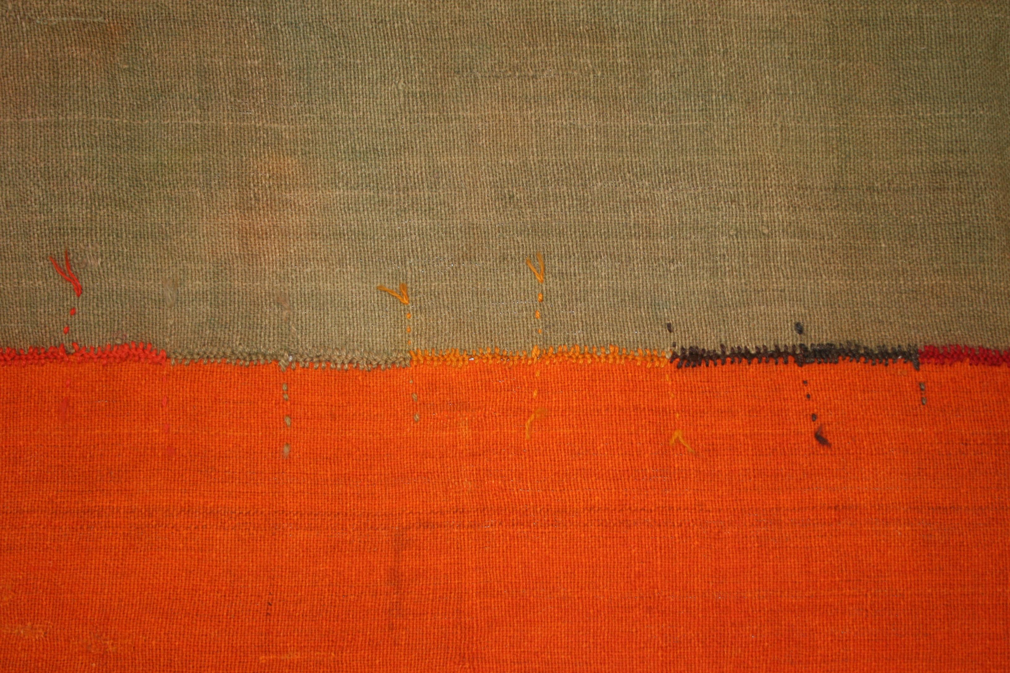 Antico tappeto minimalista anatolico a strisce Perdeh Kilim In condizioni buone in vendita a Milan, IT